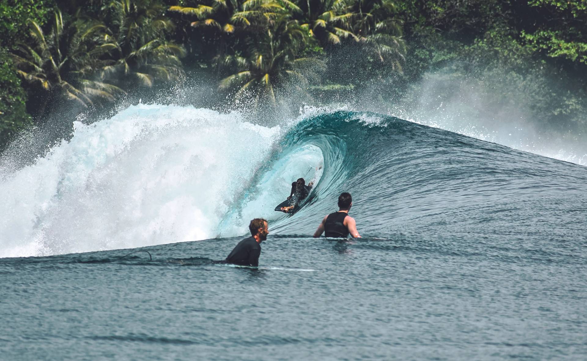 Cobras by Banyak Surf Resort