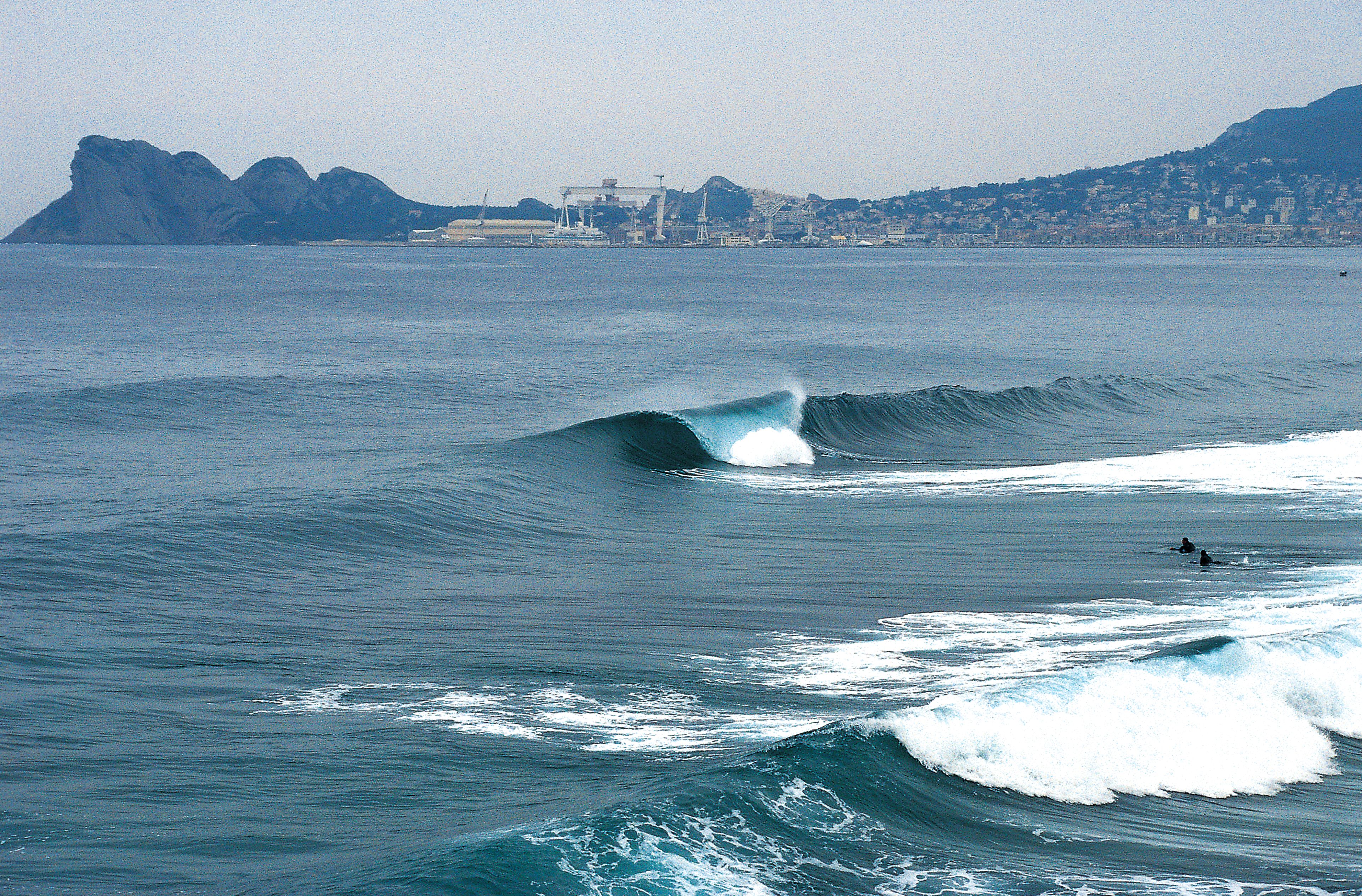 Surfing in Mediterranean France, France – Surf Guide \u0026 Local Tips |  Stormrider Surf Guides, image size:1920x1080