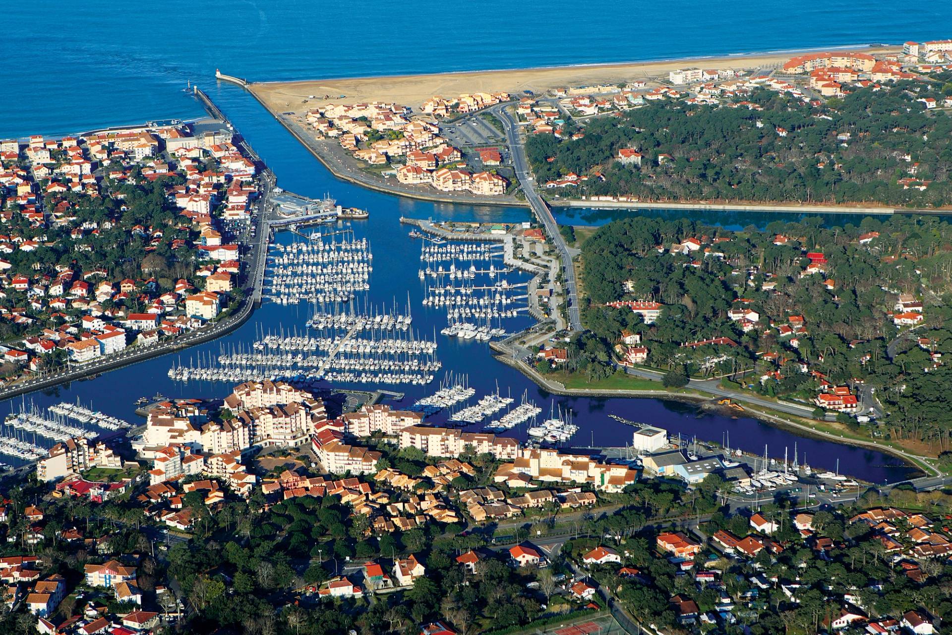 Hossegor and Capbreton by Laurent Masurel