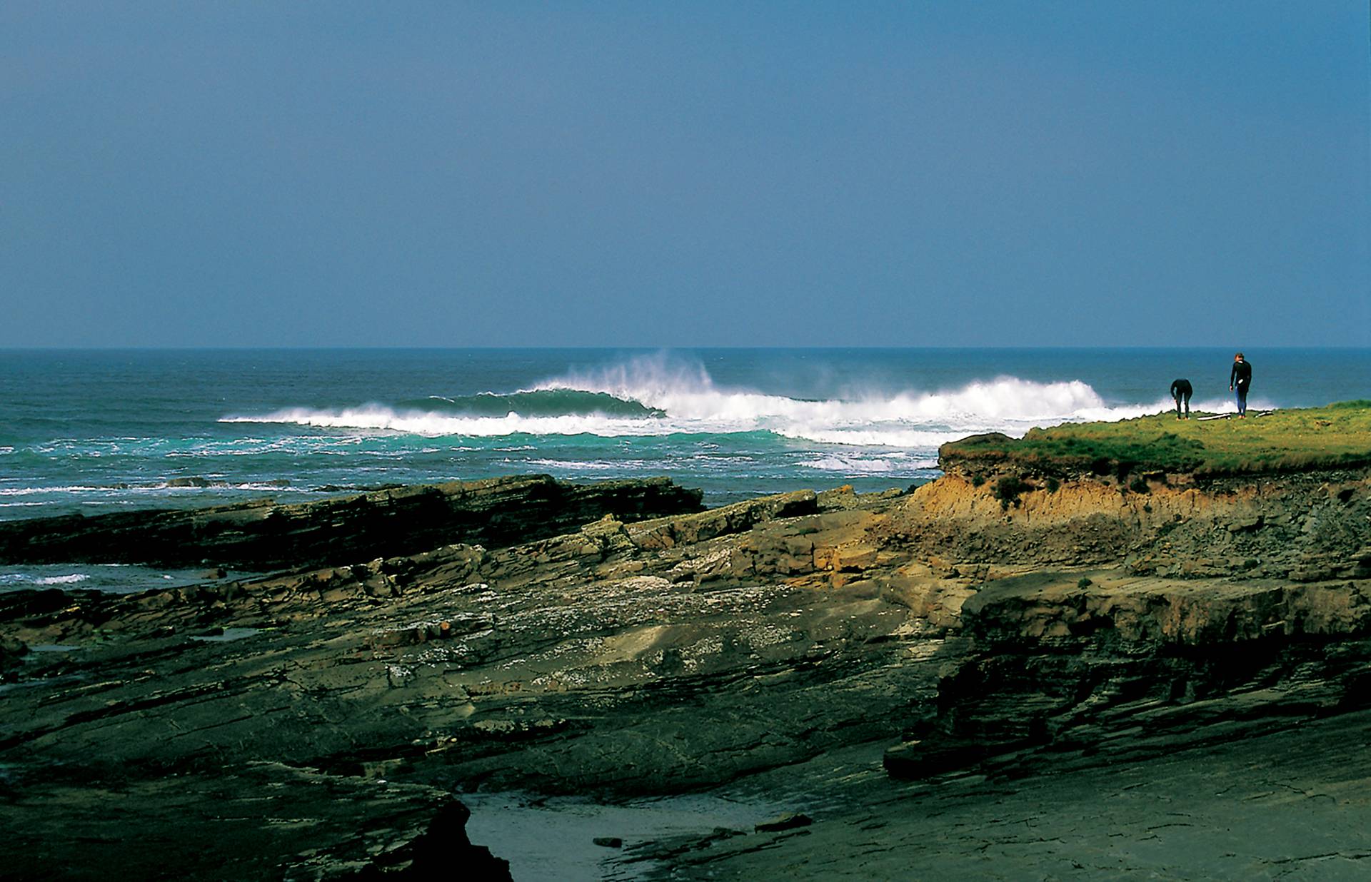 Spanish Point - Middle Point by Gary Knights