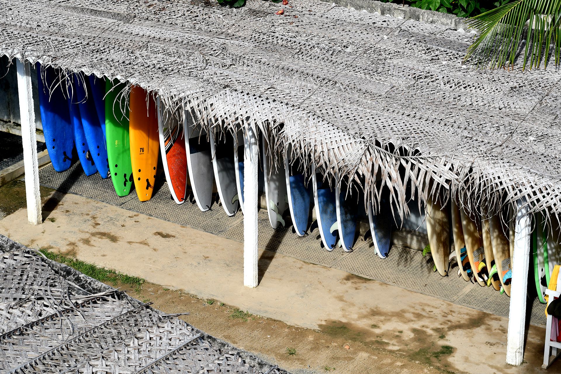 Surfing in Sri Lanka – Guide to Best Surf Spots & Seasons | Stormrider ...