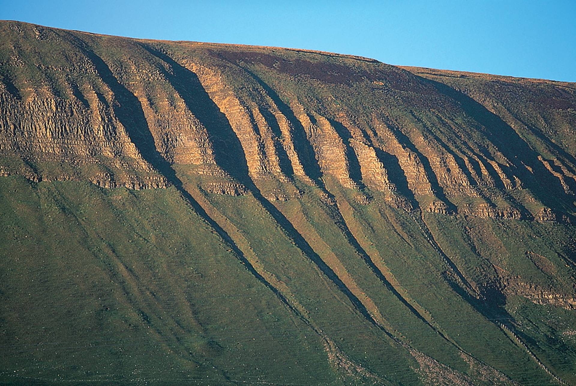 Ben Bulben by Alex Williams