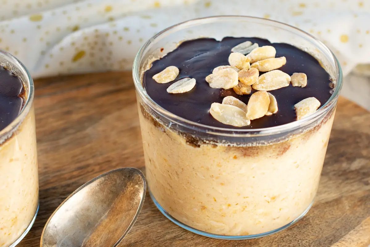 Snickerinė brinkinta avižinė košė