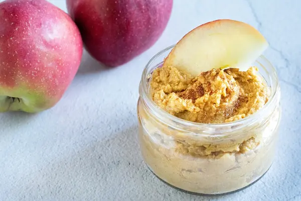 Avinžirnių sviestas arba saldus humusas