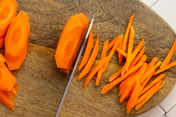 Kaip paruošti daržoves plovui?