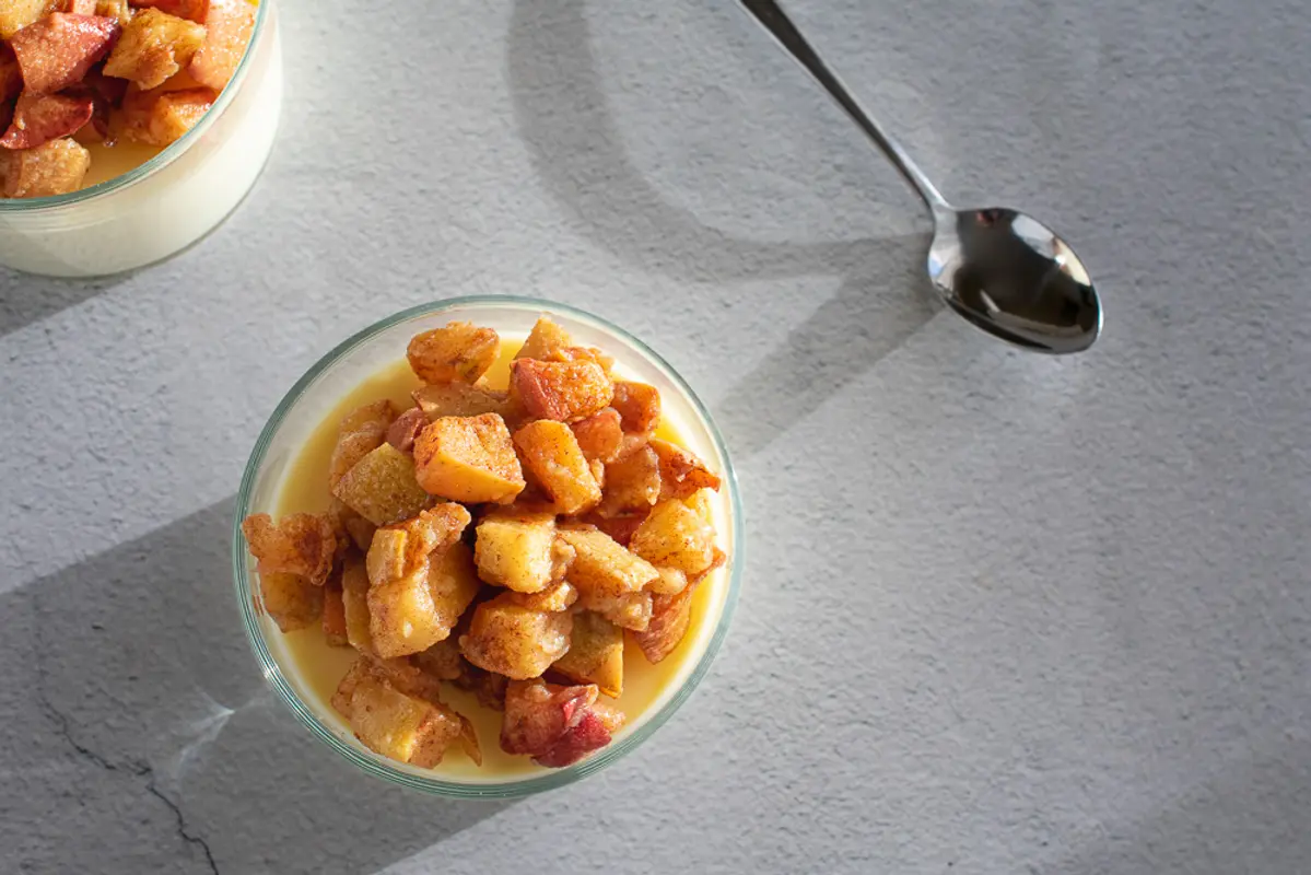 Panna Cotta su obuoliais