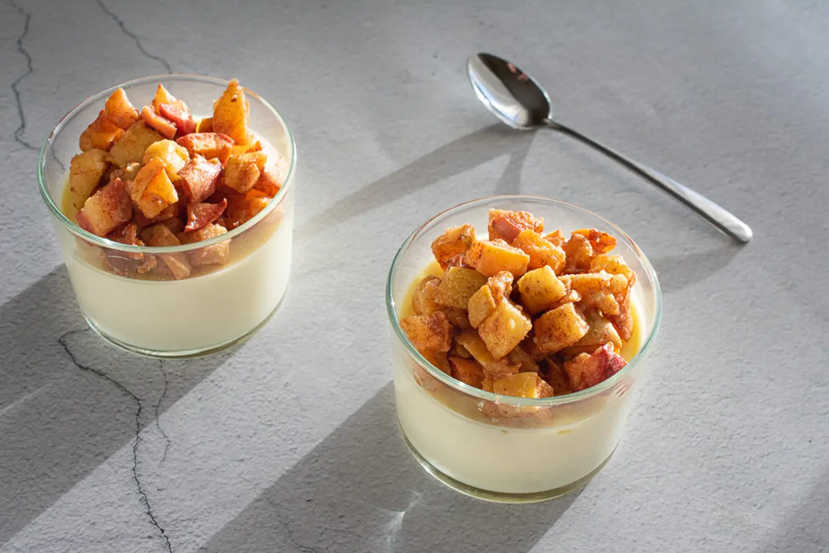 Panna Cotta su obuoliais