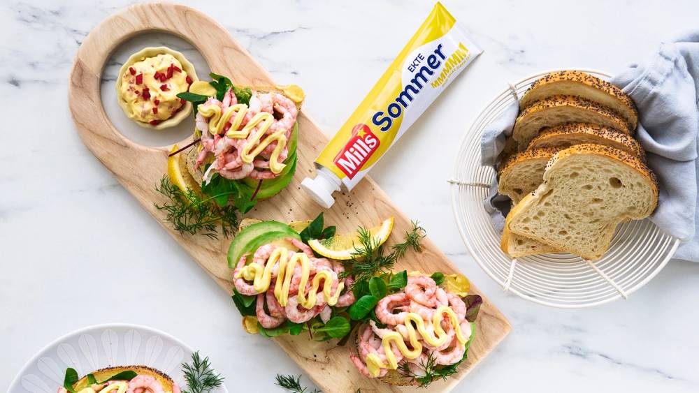Klassisk rekesmørbrød med Mills Ekte Majones