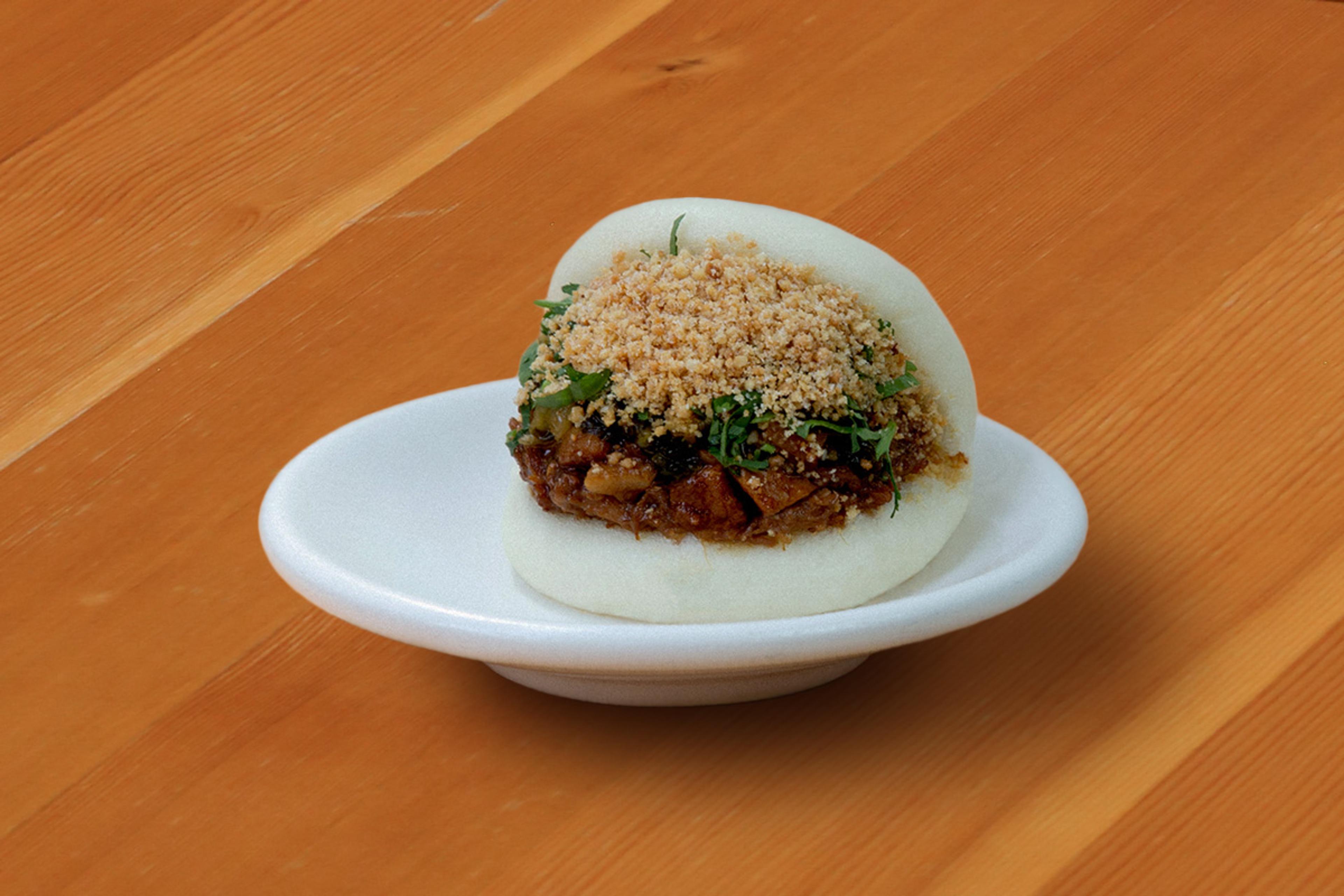 classic braise pork bao for delivery