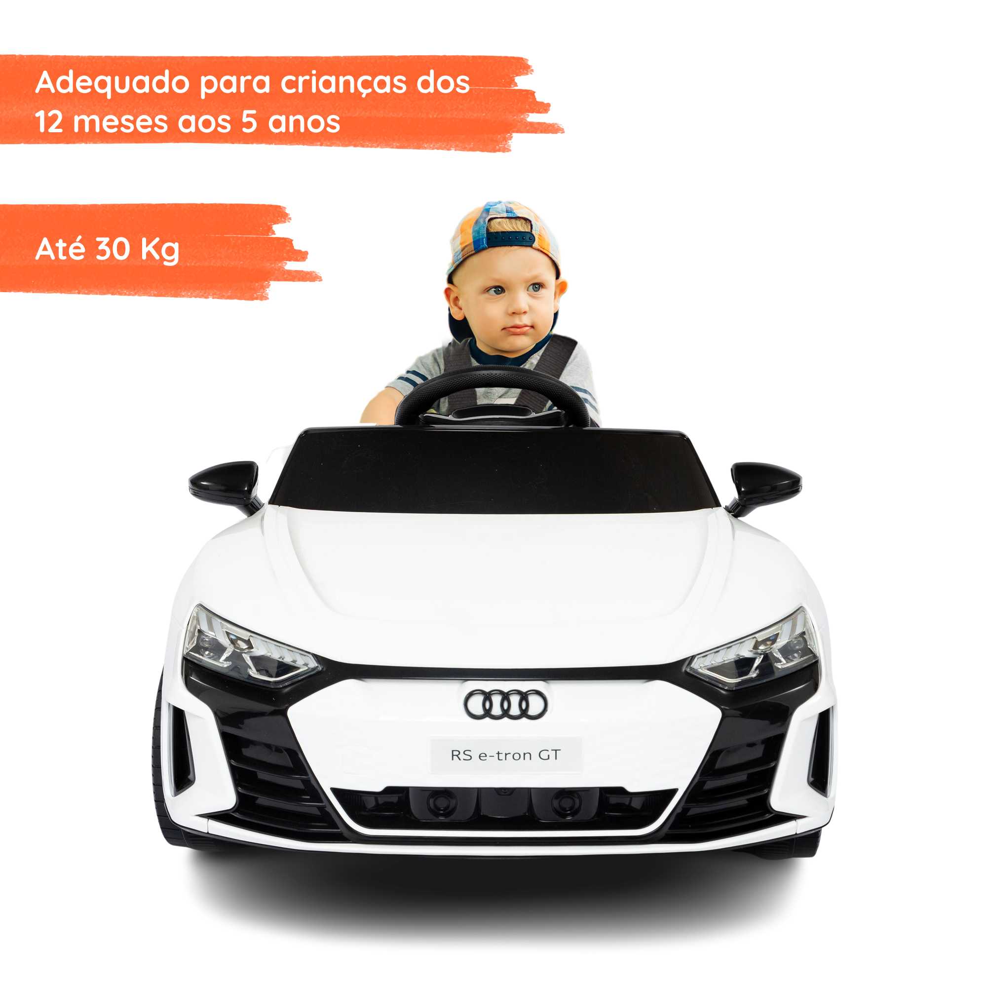 Audi RS eTron Branco com criança