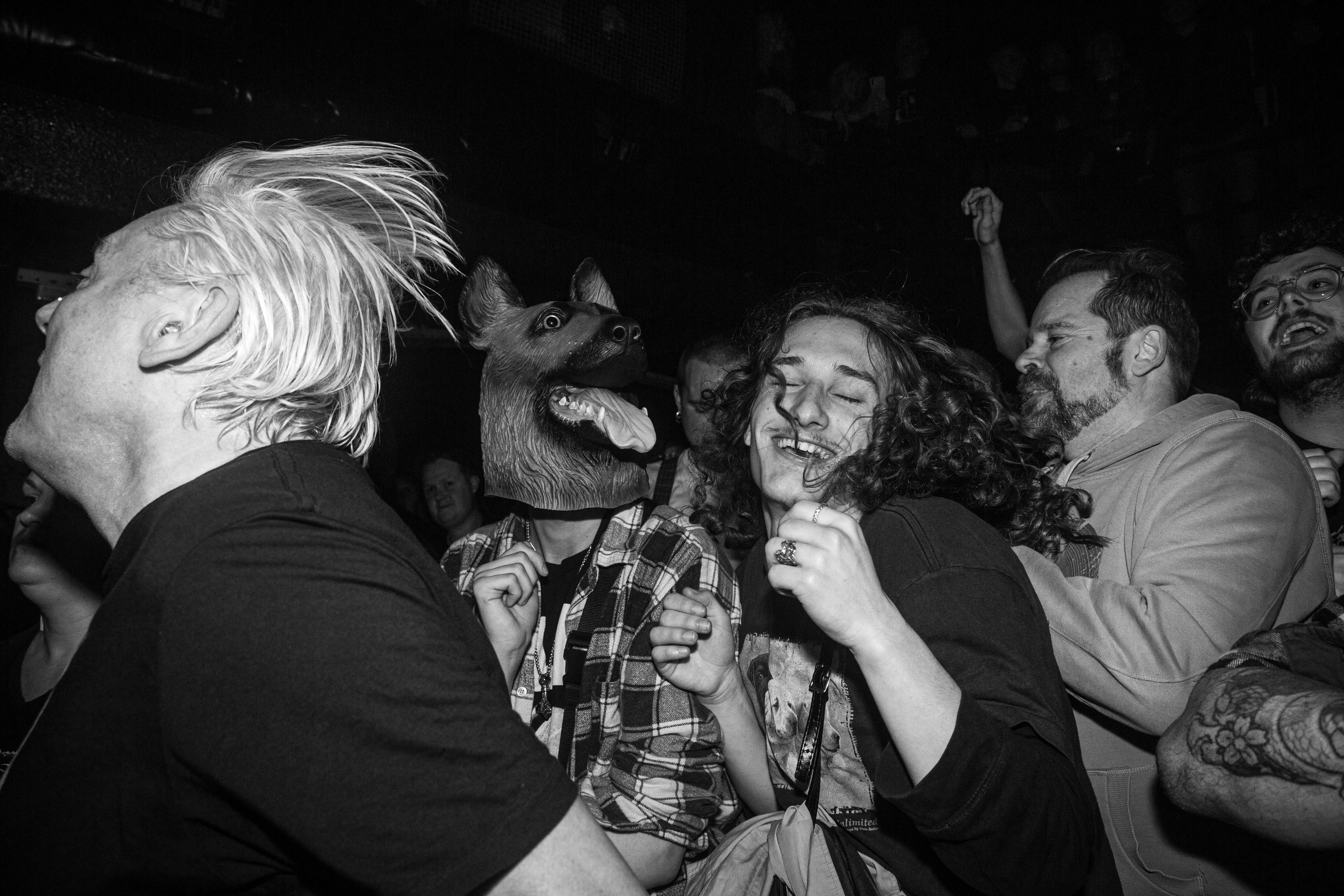 Mosh Cam on Thekla 