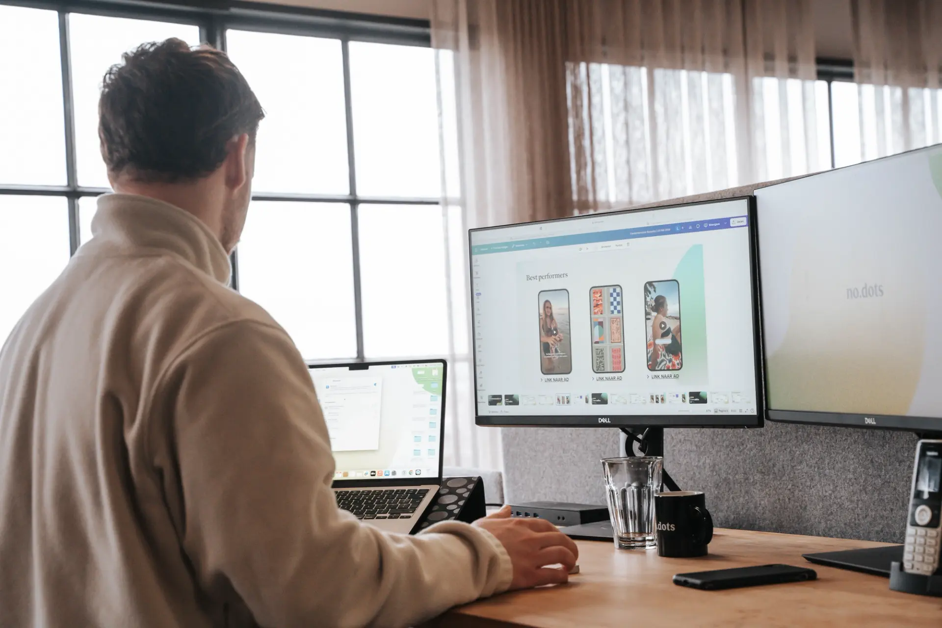 Influencer marketeer Morten aan het werk