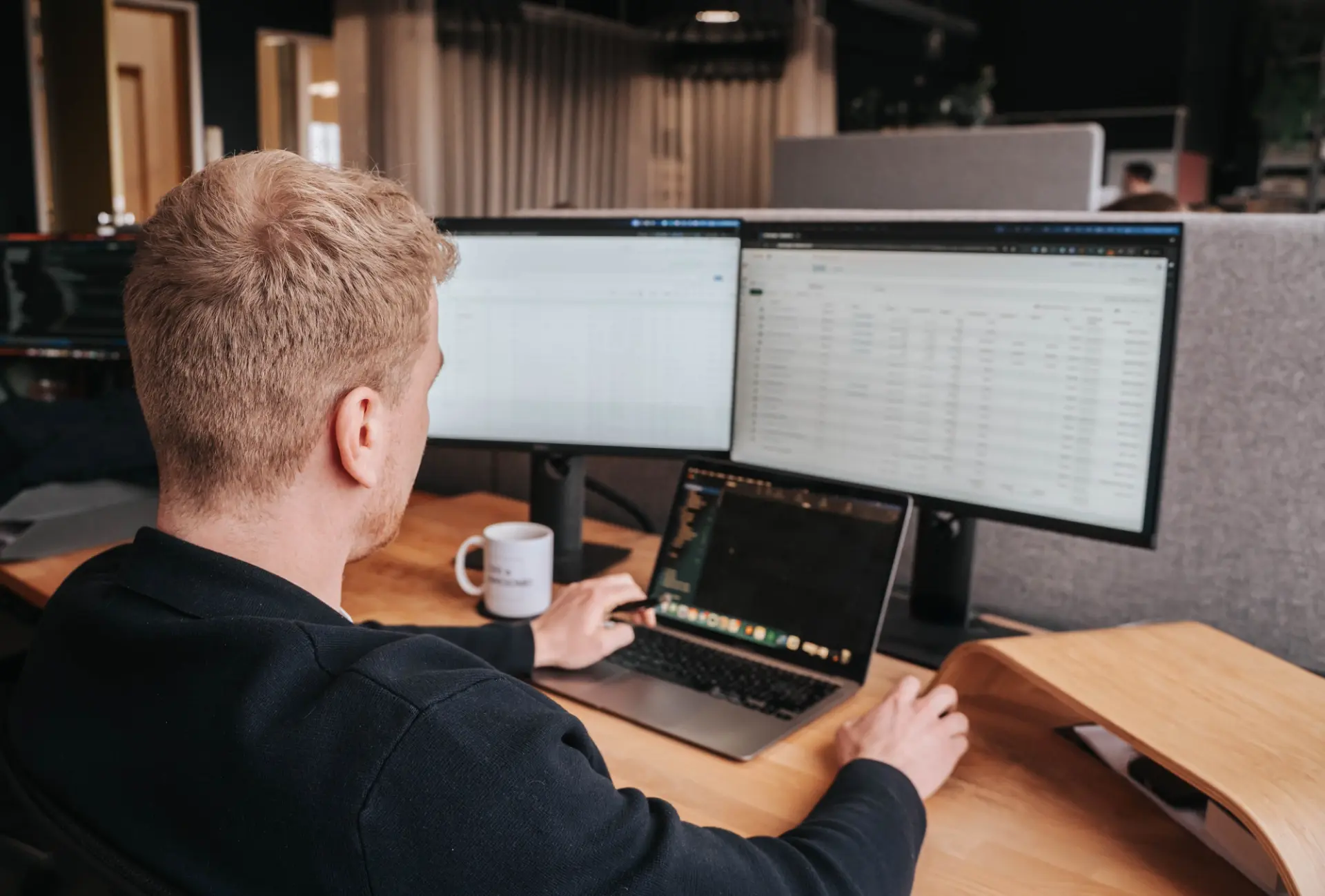 CRO-specialist Lars aan het werk