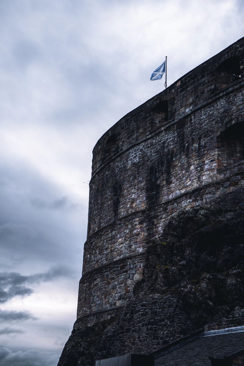 Edinburgh Castle - The Stone Sentinel, Edinburgh, Skottland