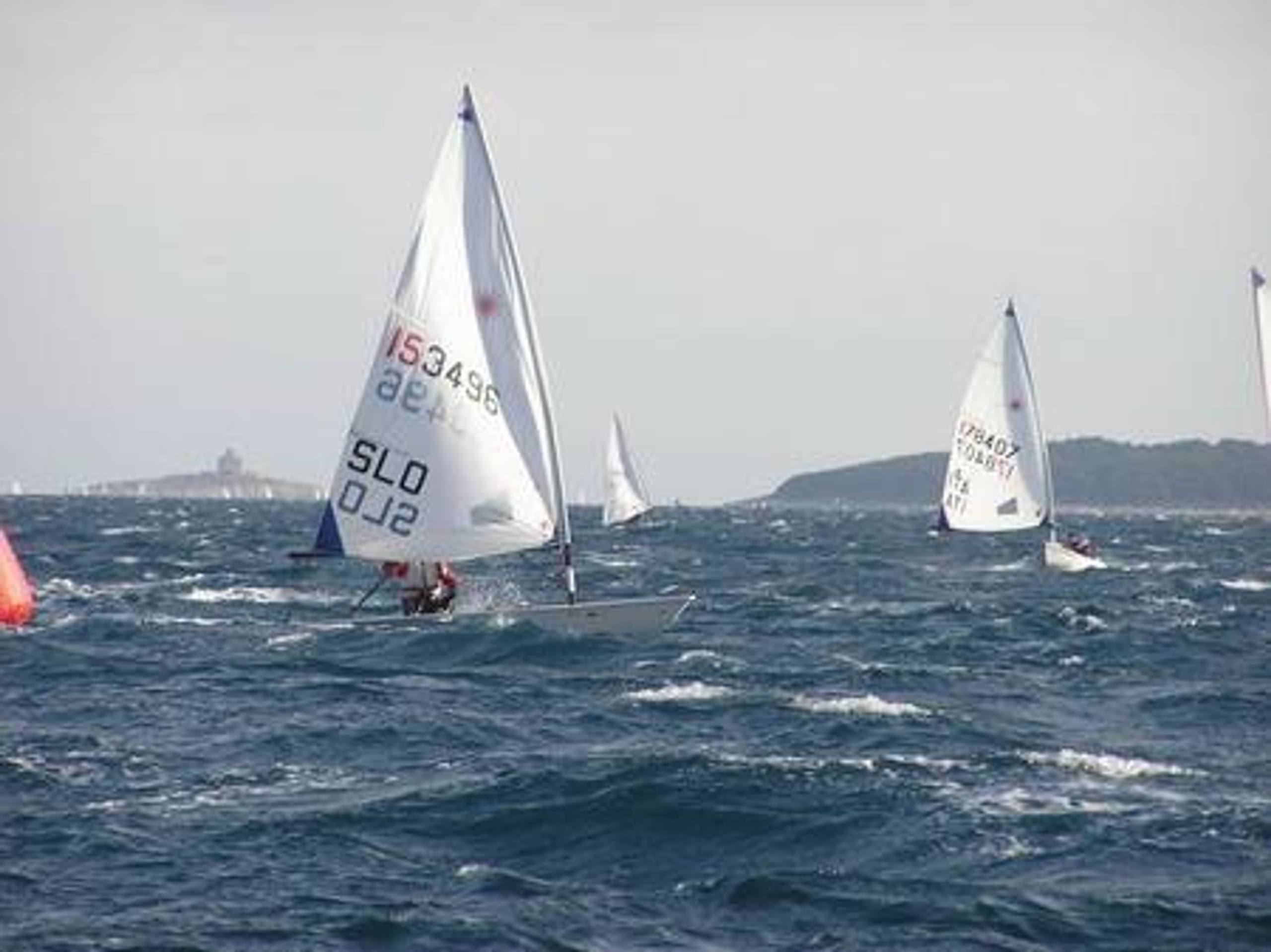 27. Međunarodna novogodišnja regata, Hvar, prosinac 2003. — fotografija 13 od 100