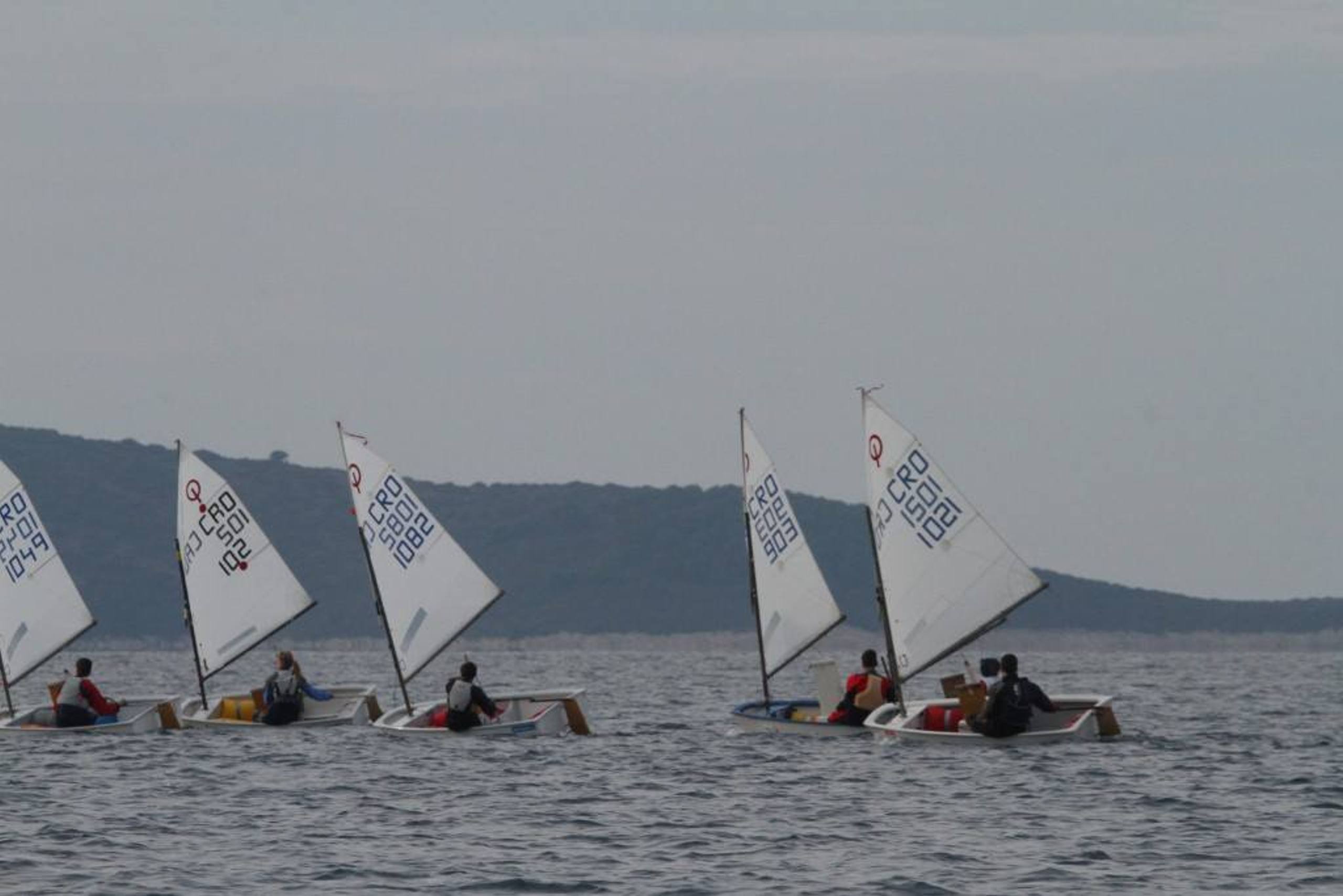 37. Međunarodna novogodišnja regata — Kragić, Hvar, prosinac 2013. — fotografija 93 od 100