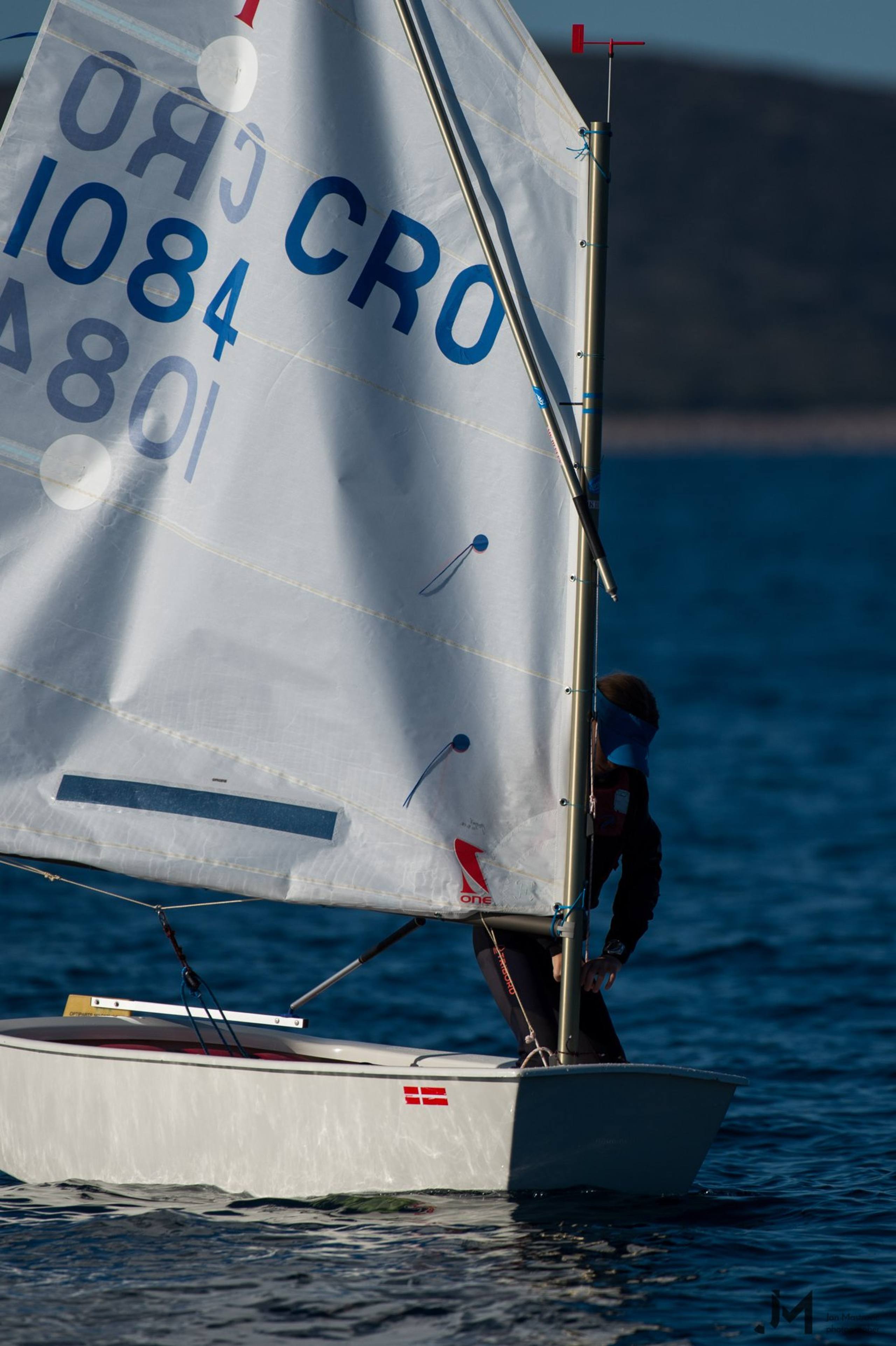 42. Međunarodna novogodišnja regata, Hvar, prosinac 2018. — fotografija 87 od 100 (foto: Jan Mastrovic)