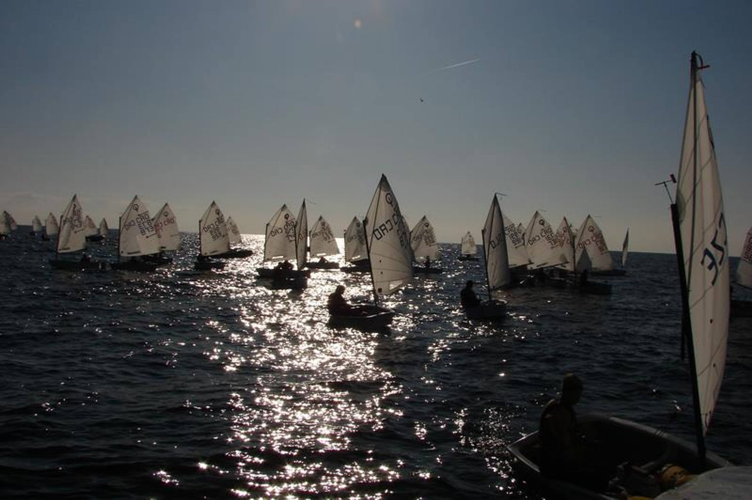 31. Međunarodna novogodišnja regata, Hvar, prosinac 2007. — fotografija 40 od 79