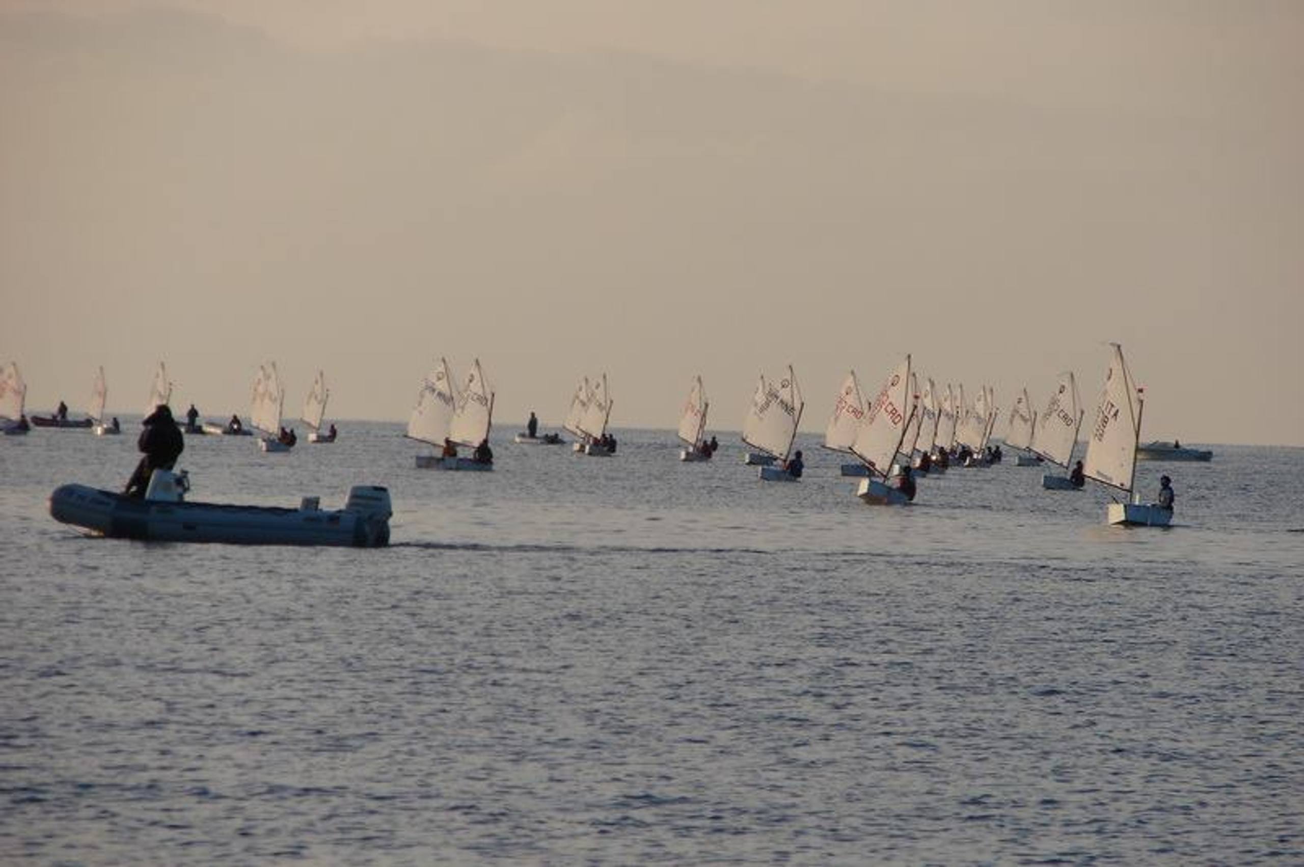 31. Međunarodna novogodišnja regata, Hvar, prosinac 2007. — fotografija 75 od 79