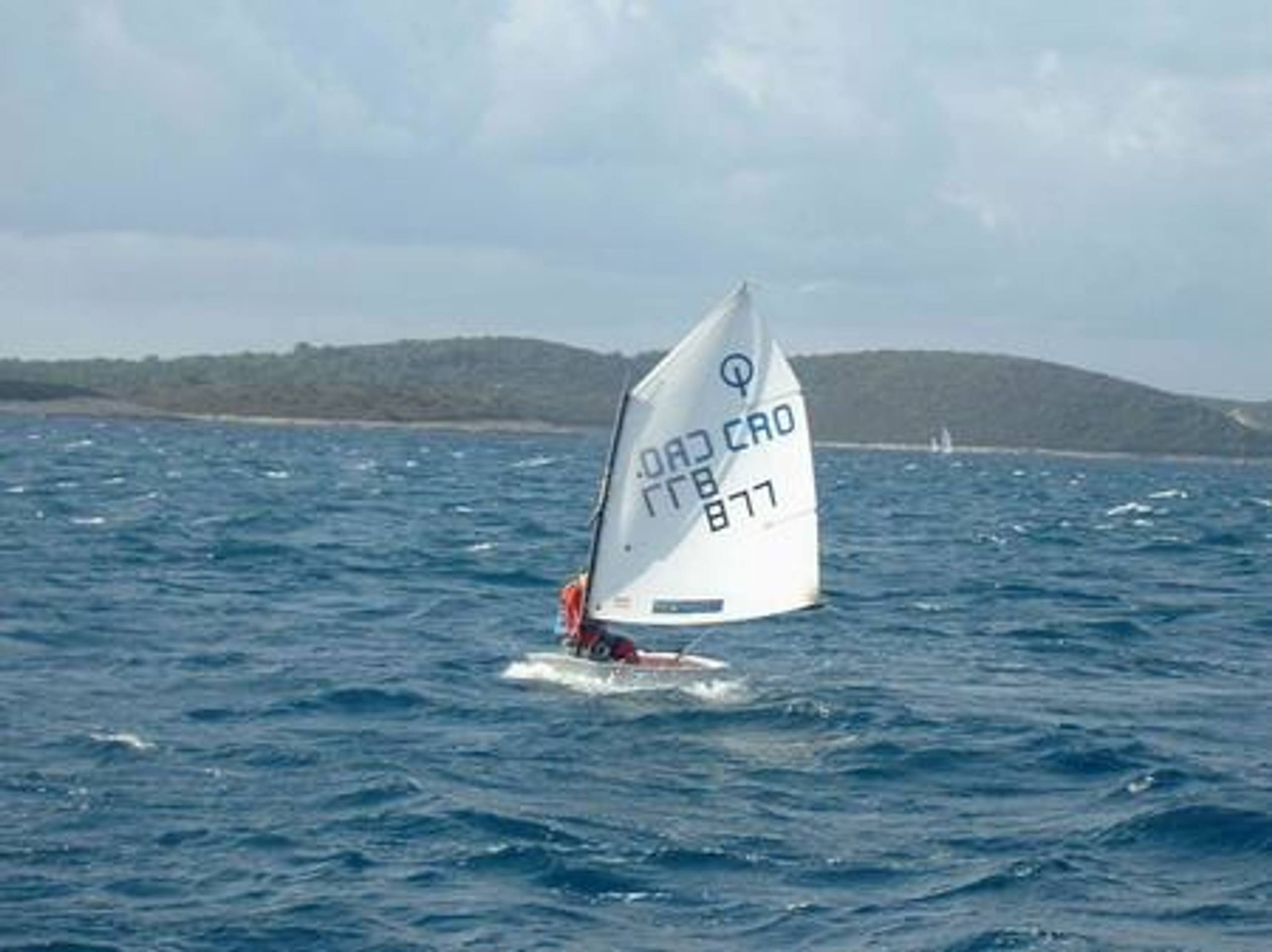 27. Međunarodna novogodišnja regata, Hvar, prosinac 2003. — fotografija 39 od 100