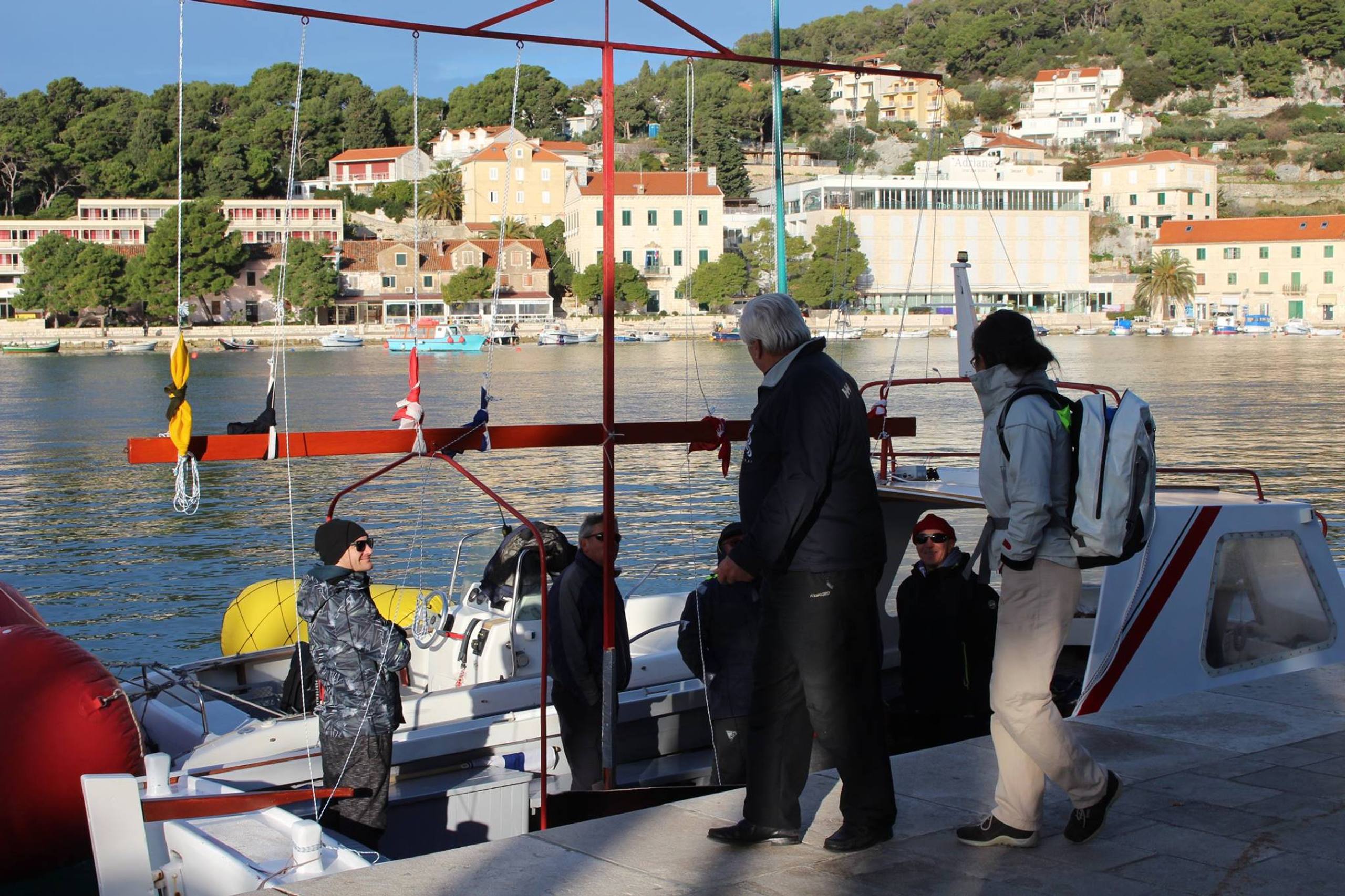 41. Međunarodna novogodišnja regata, Hvar, prosinac 2017. — fotografija 62 od 100