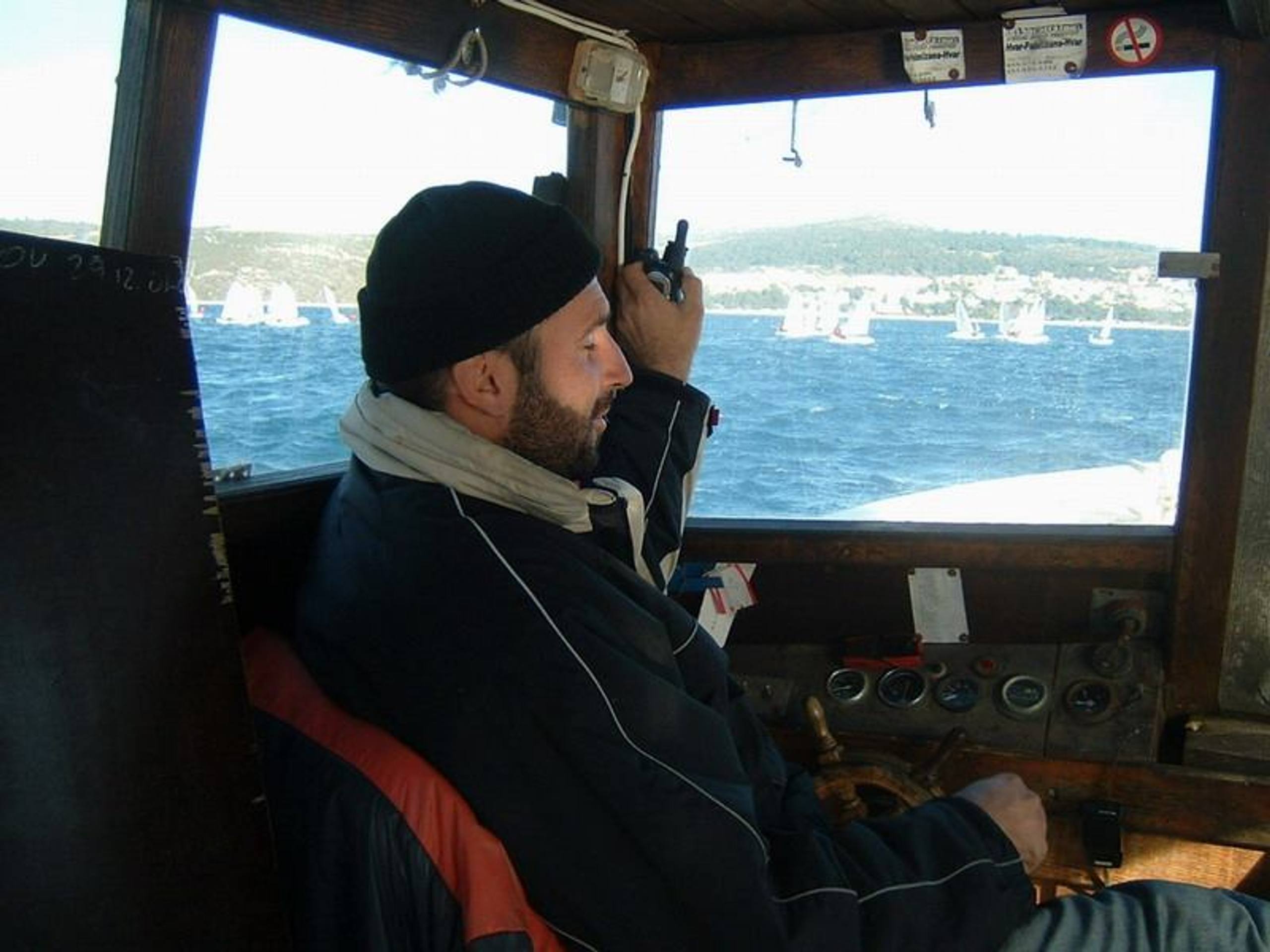 28. Međunarodna novogodišnja regata, Hvar, prosinac 2004. — fotografija 38 od 105