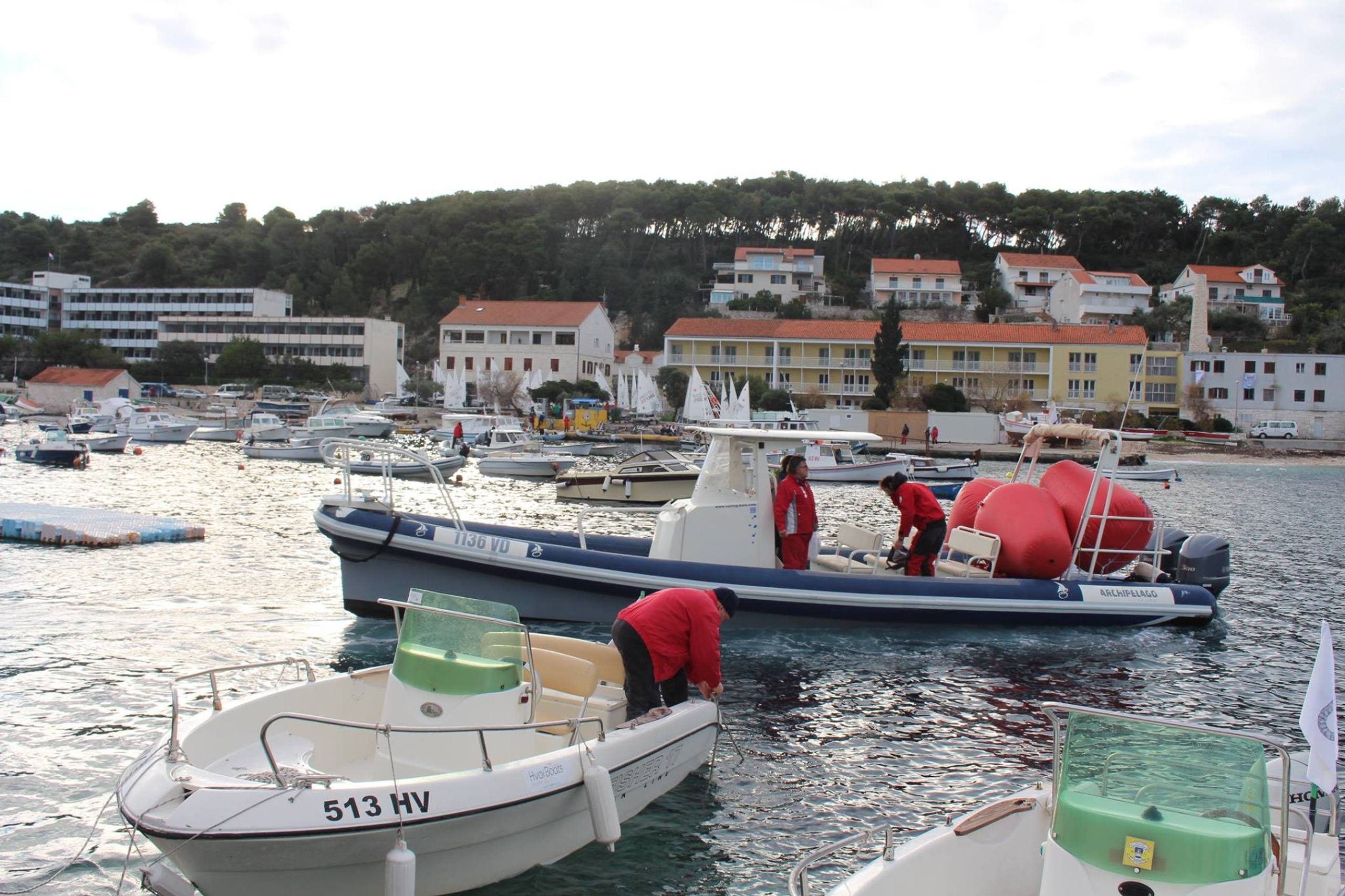 41. Međunarodna novogodišnja regata, Hvar, prosinac 2017. — fotografija 72 od 100