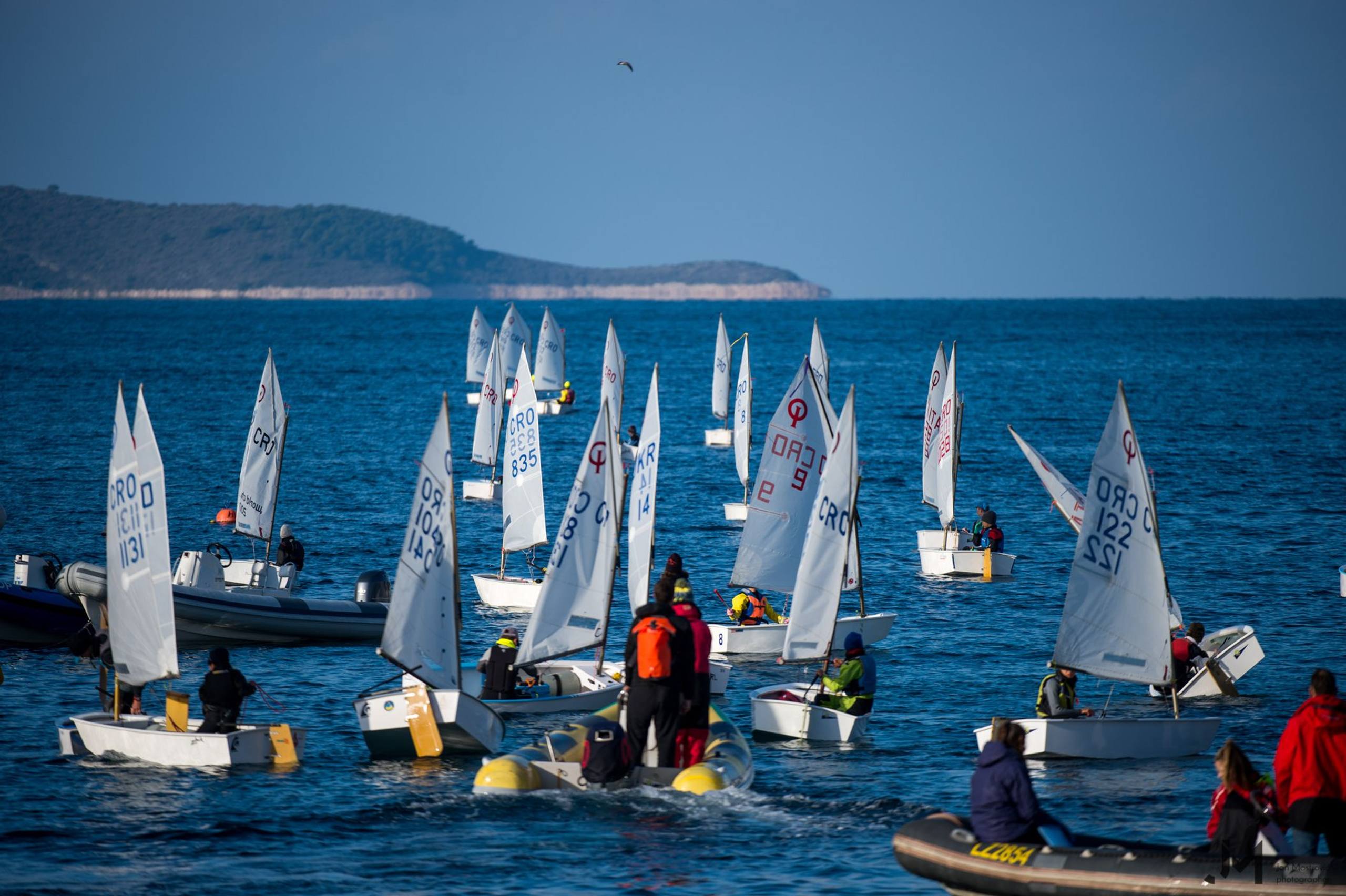 42. Međunarodna novogodišnja regata, Hvar, prosinac 2018. — fotografija 6 od 100 (foto: Jan Mastrovic)