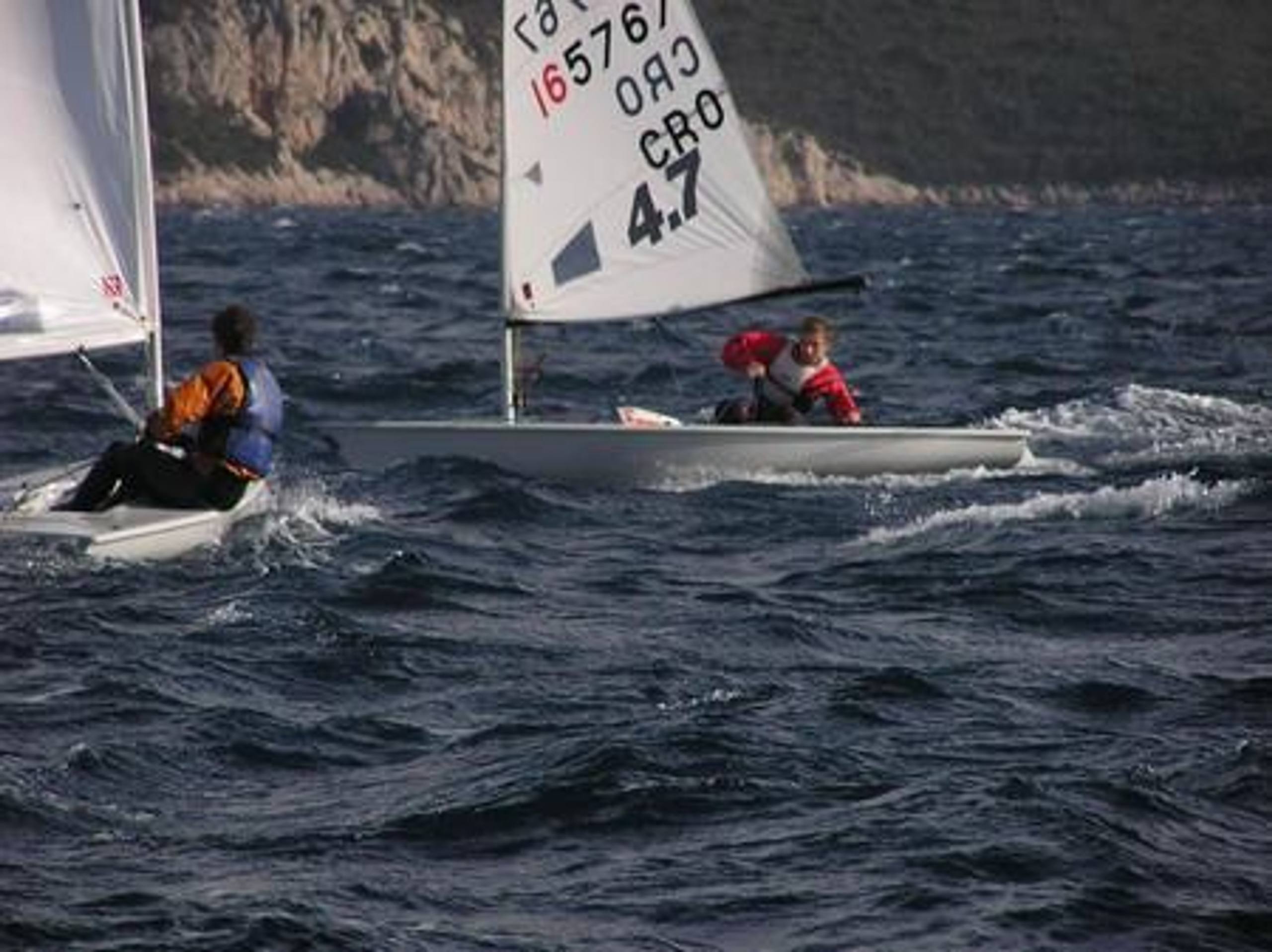 27. Međunarodna novogodišnja regata, Hvar, prosinac 2003. — fotografija 60 od 100