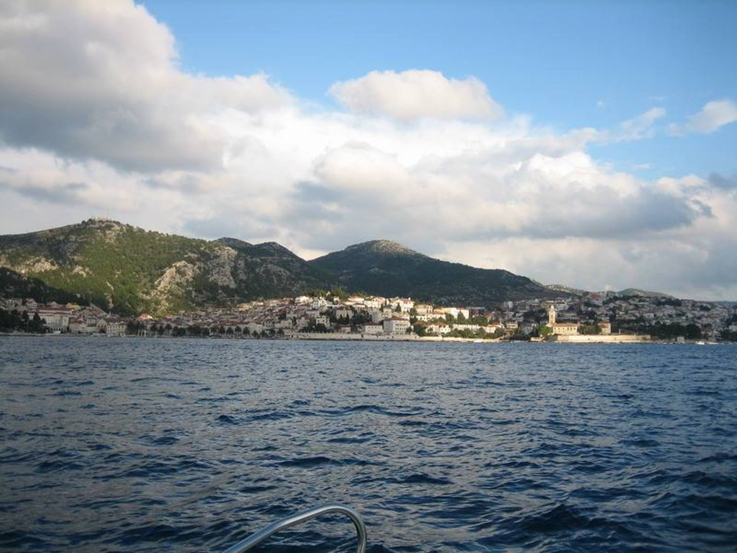 29. Međunarodna novogodišnja regata, Hvar, prosinac 2005. — fotografija 17 od 100