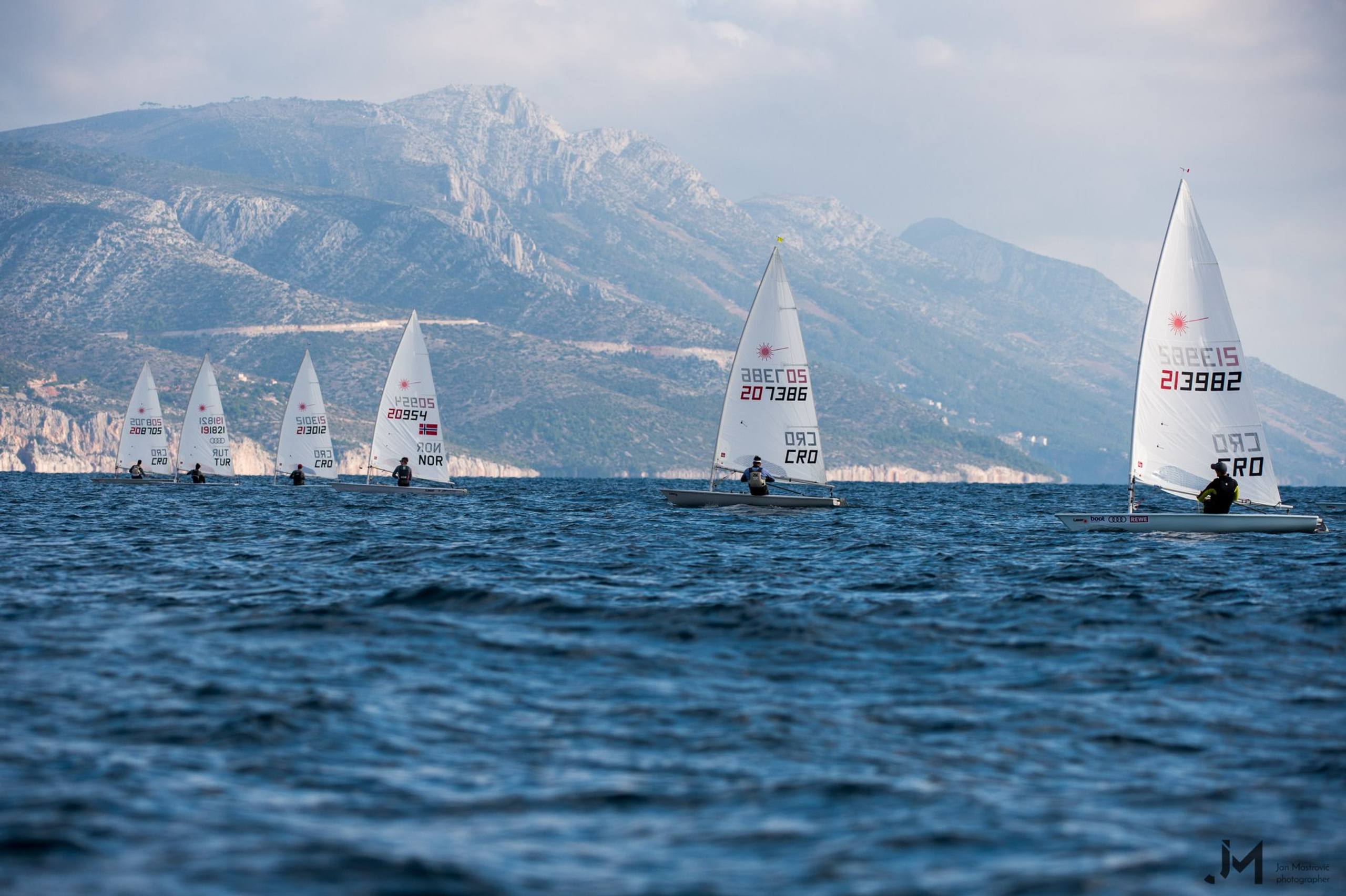 42. Međunarodna novogodišnja regata, Hvar, prosinac 2018. — fotografija 30 od 100 (foto: Jan Mastrovic)