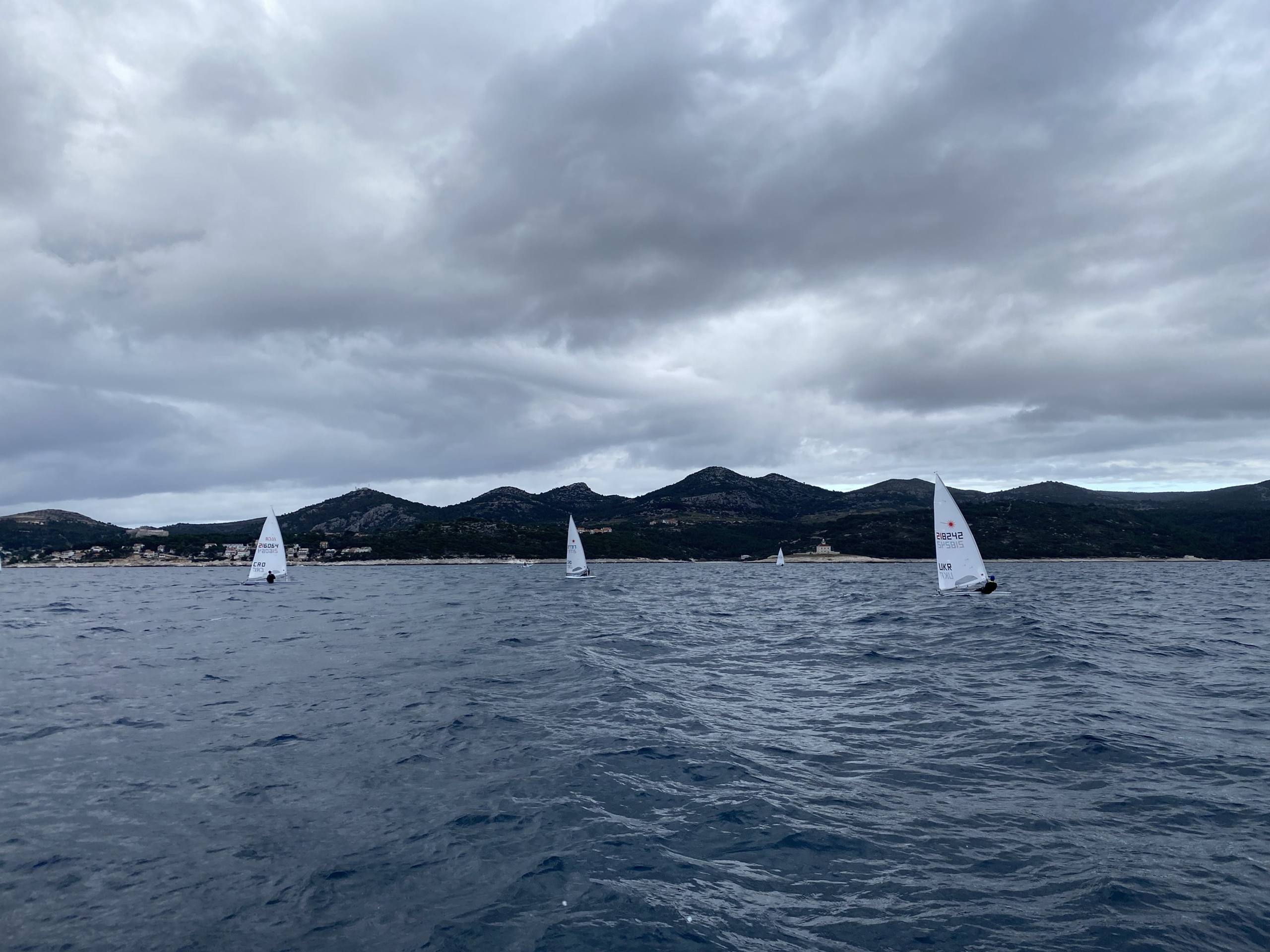 44. Međunarodna novogodišnja regata, Hvar, prosinac 2021. — fotografija 20 od 100