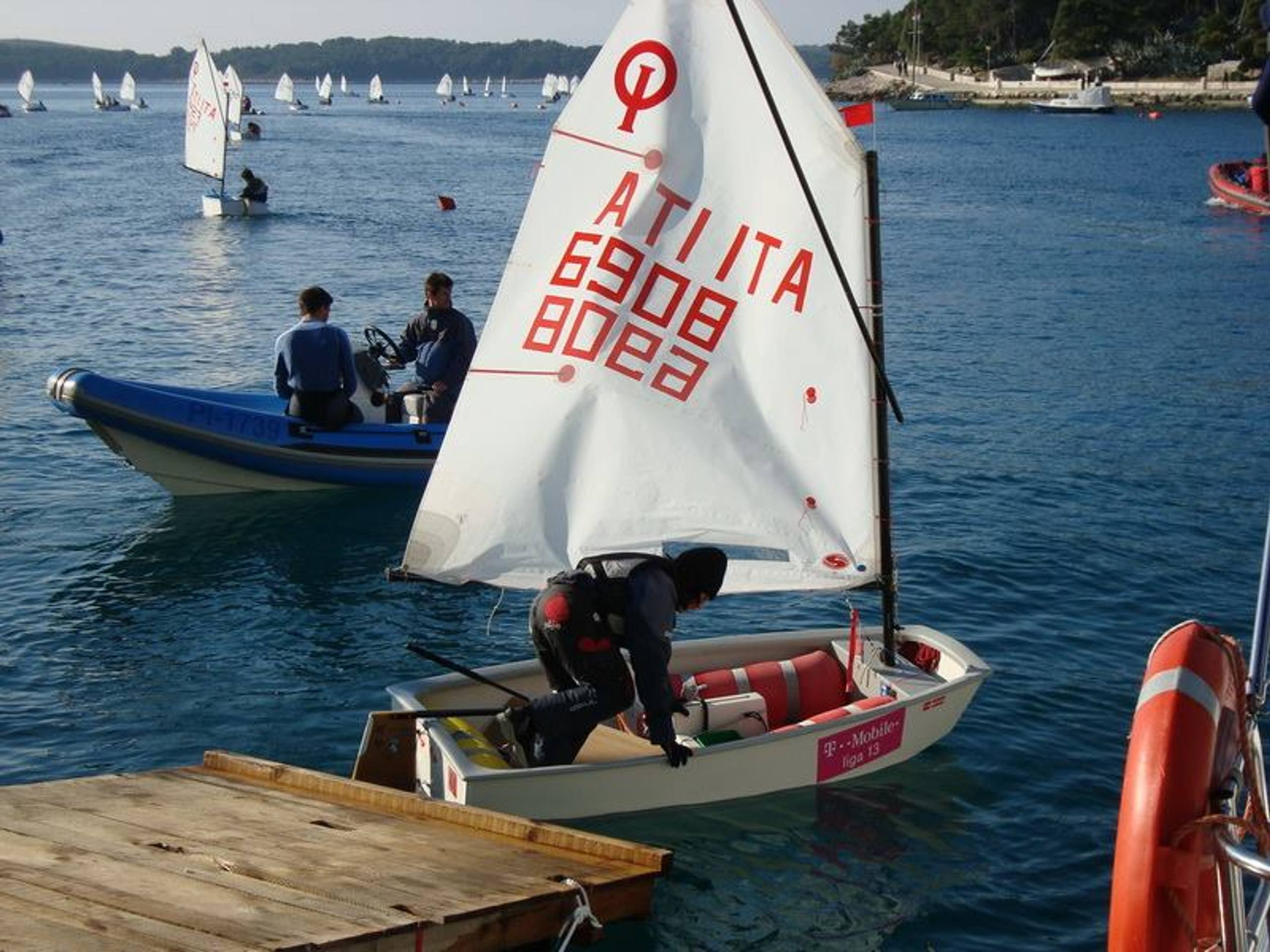 32. Međunarodna novogodišnja regata, Hvar, prosinac 2008. — fotografija 9 od 68