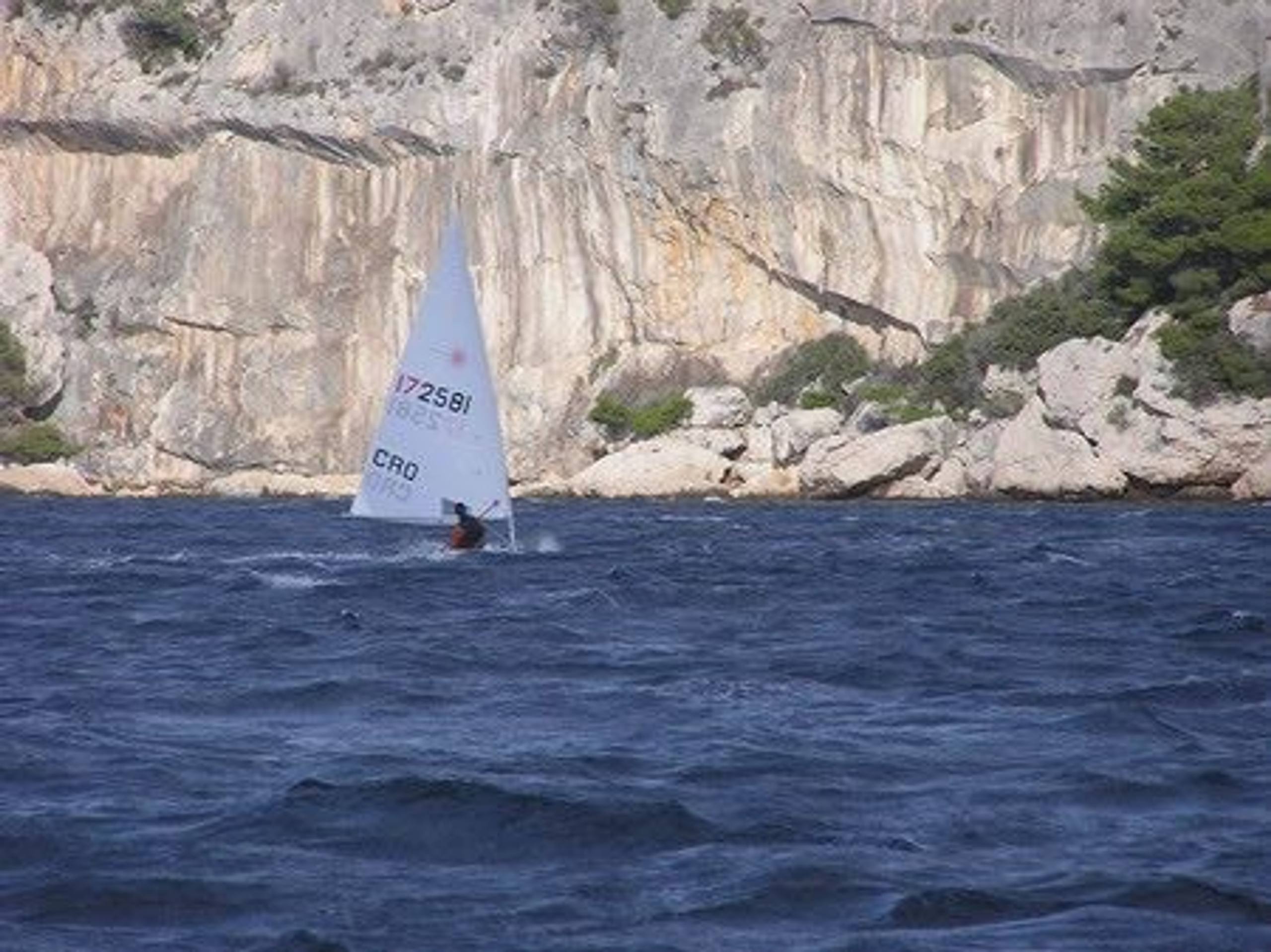 27. Međunarodna novogodišnja regata, Hvar, prosinac 2003. — fotografija 56 od 100
