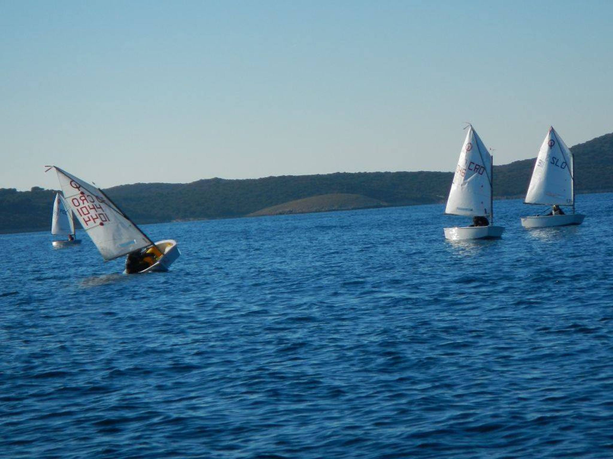36. Međunarodna novogodišnja regata — Prvenstvo Hrvatske u klasi Optimist, Hvar, prosinac 2012. — fotografija 51 od 65