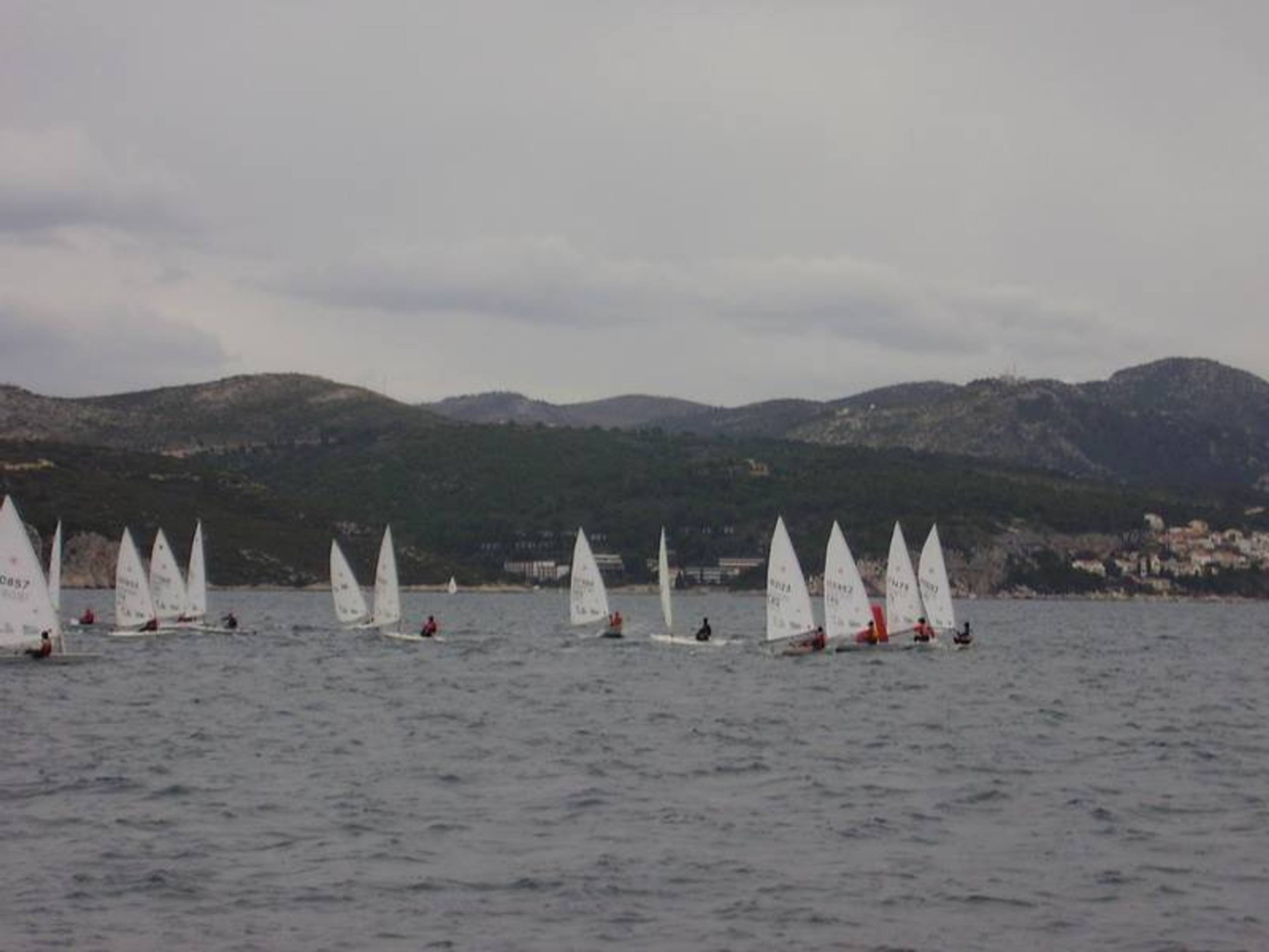 29. Međunarodna novogodišnja regata, Hvar, prosinac 2005. — fotografija 93 od 100