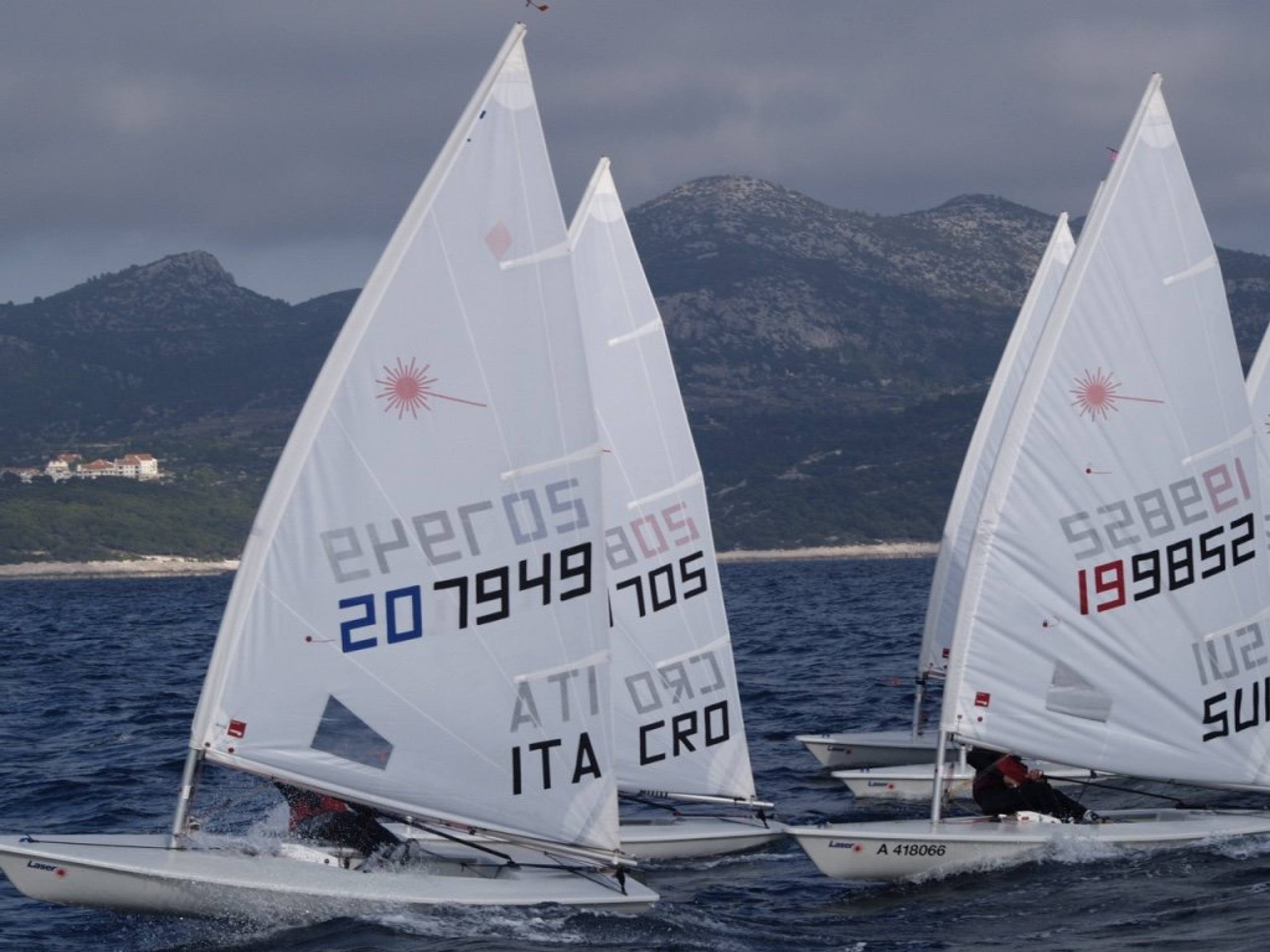 39. međunarodna novogodišnja regata, Hvar, prosinac 2015.