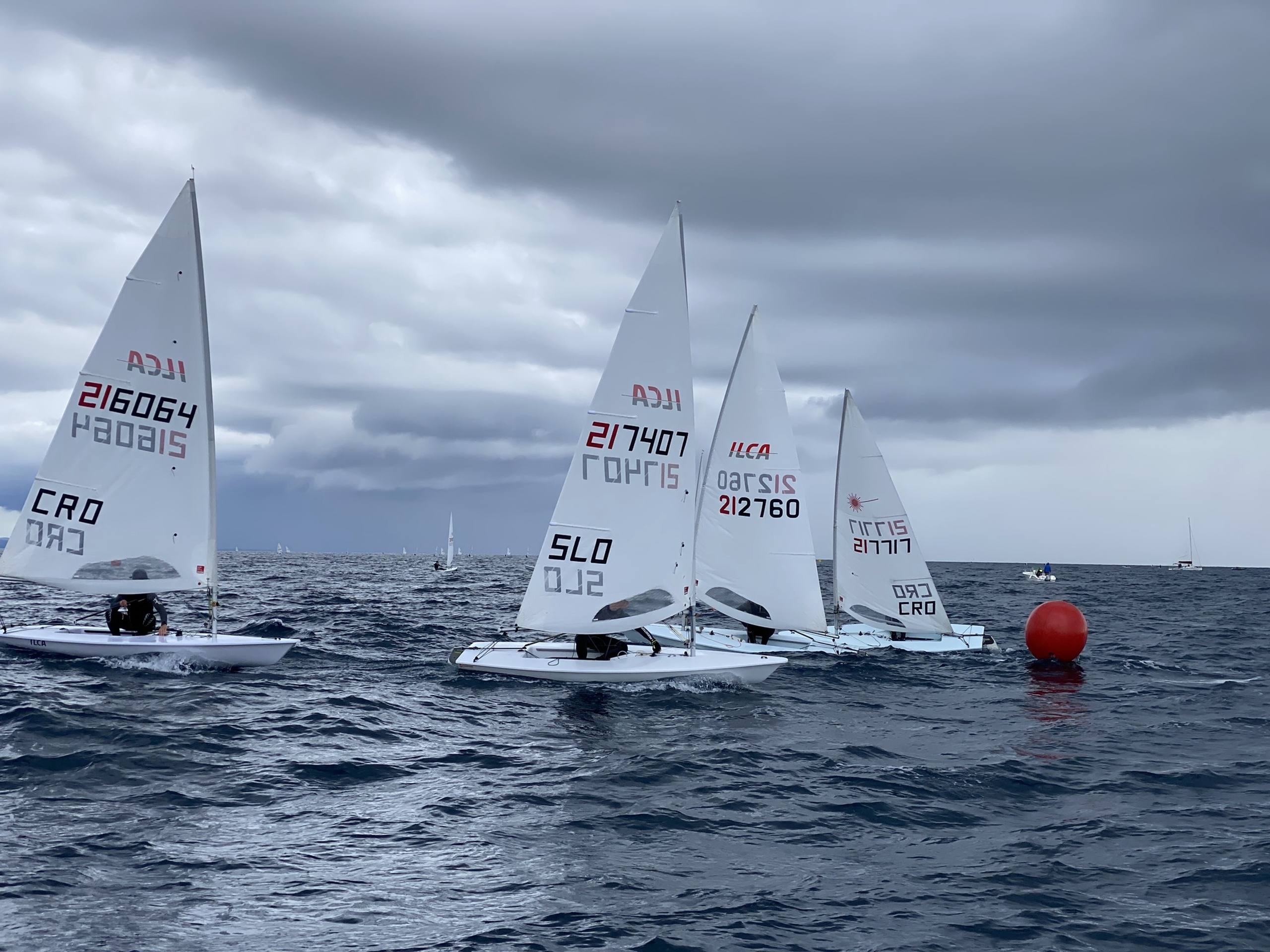44. Međunarodna novogodišnja regata, Hvar, prosinac 2021. — fotografija 49 od 100