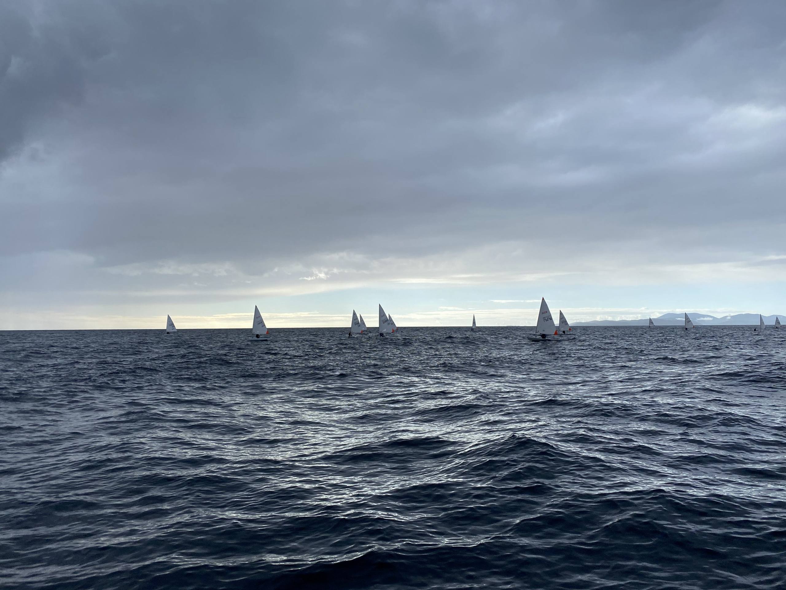 44. Međunarodna novogodišnja regata, Hvar, prosinac 2021. — fotografija 56 od 100