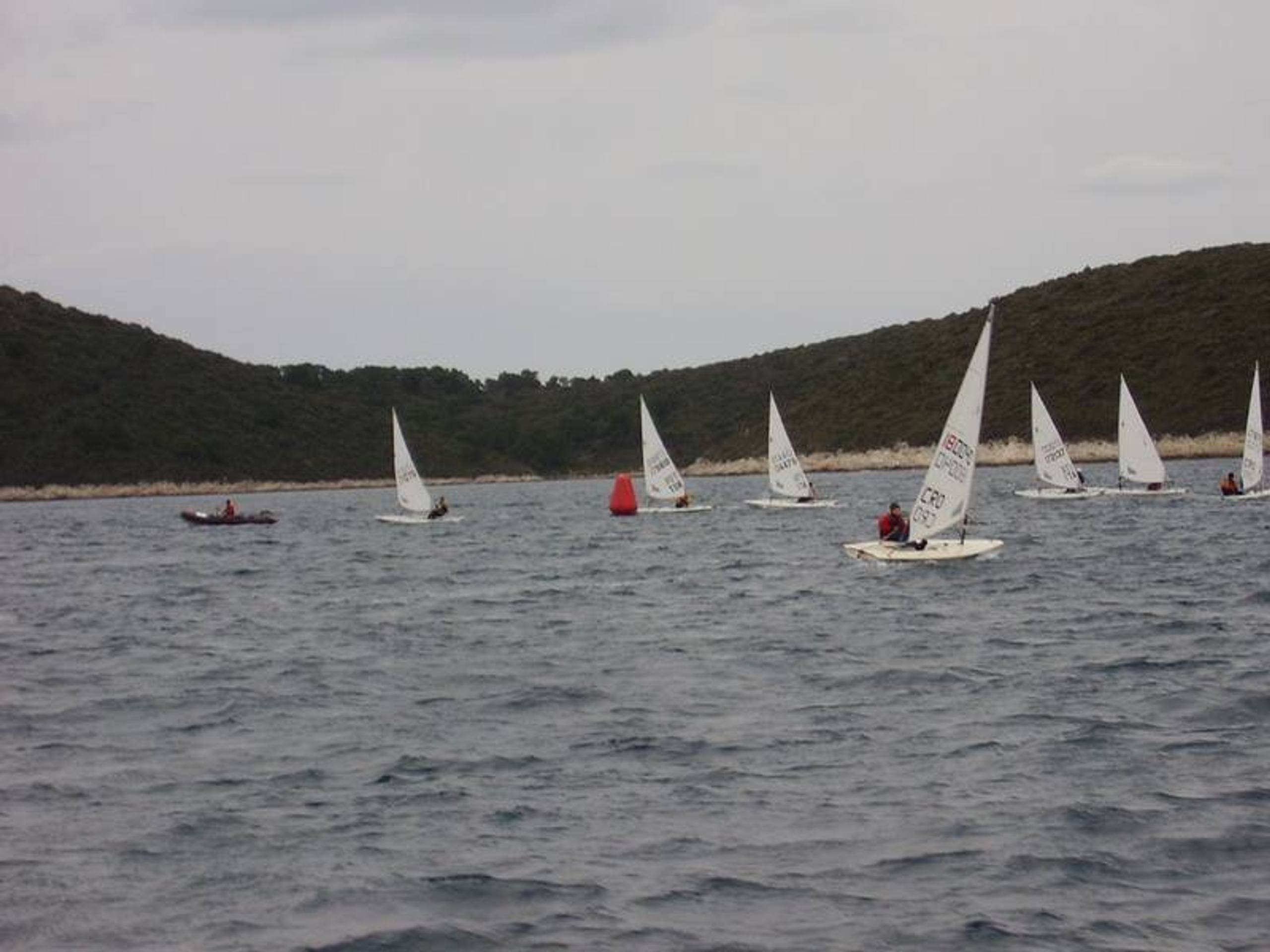 29. Međunarodna novogodišnja regata, Hvar, prosinac 2005. — fotografija 87 od 100