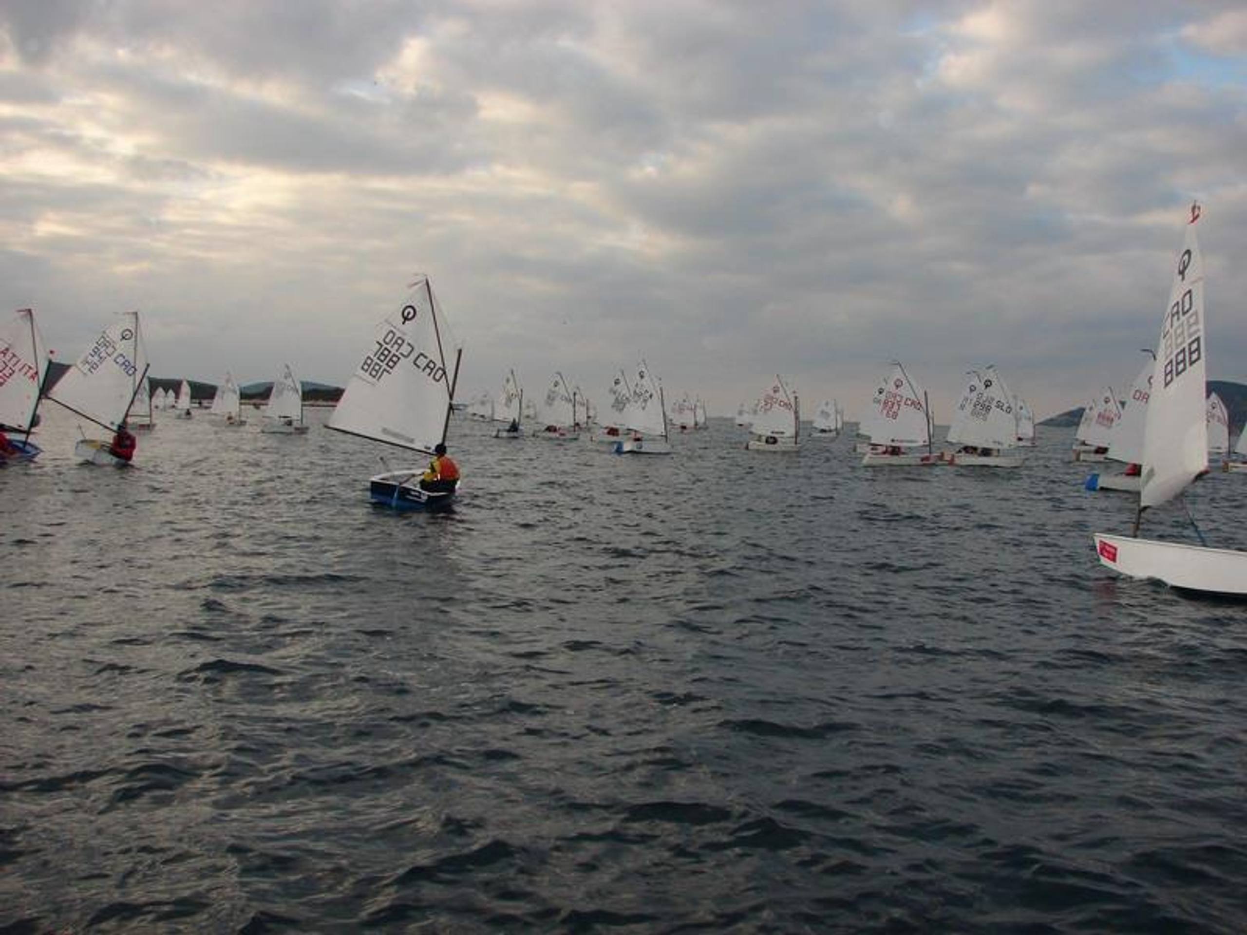 30. Međunarodna novogodišnja regata, Hvar, prosinac 2006. — fotografija 39 od 100