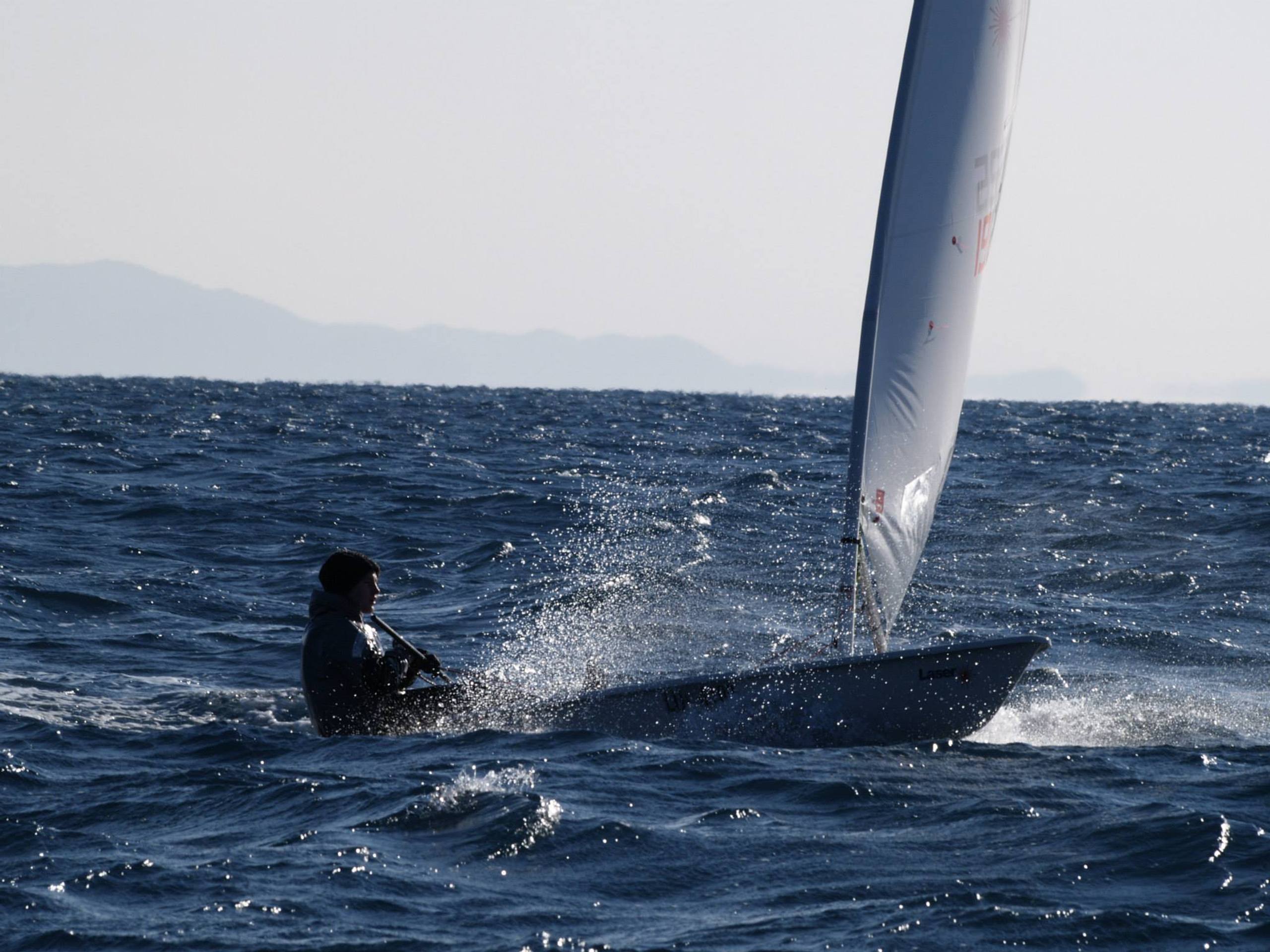 38. Međunarodna novogodišnja regata — Laser, Hvar, prosinac 2014. — fotografija 22 od 43 (foto: Zoran Jakšić Mrva)