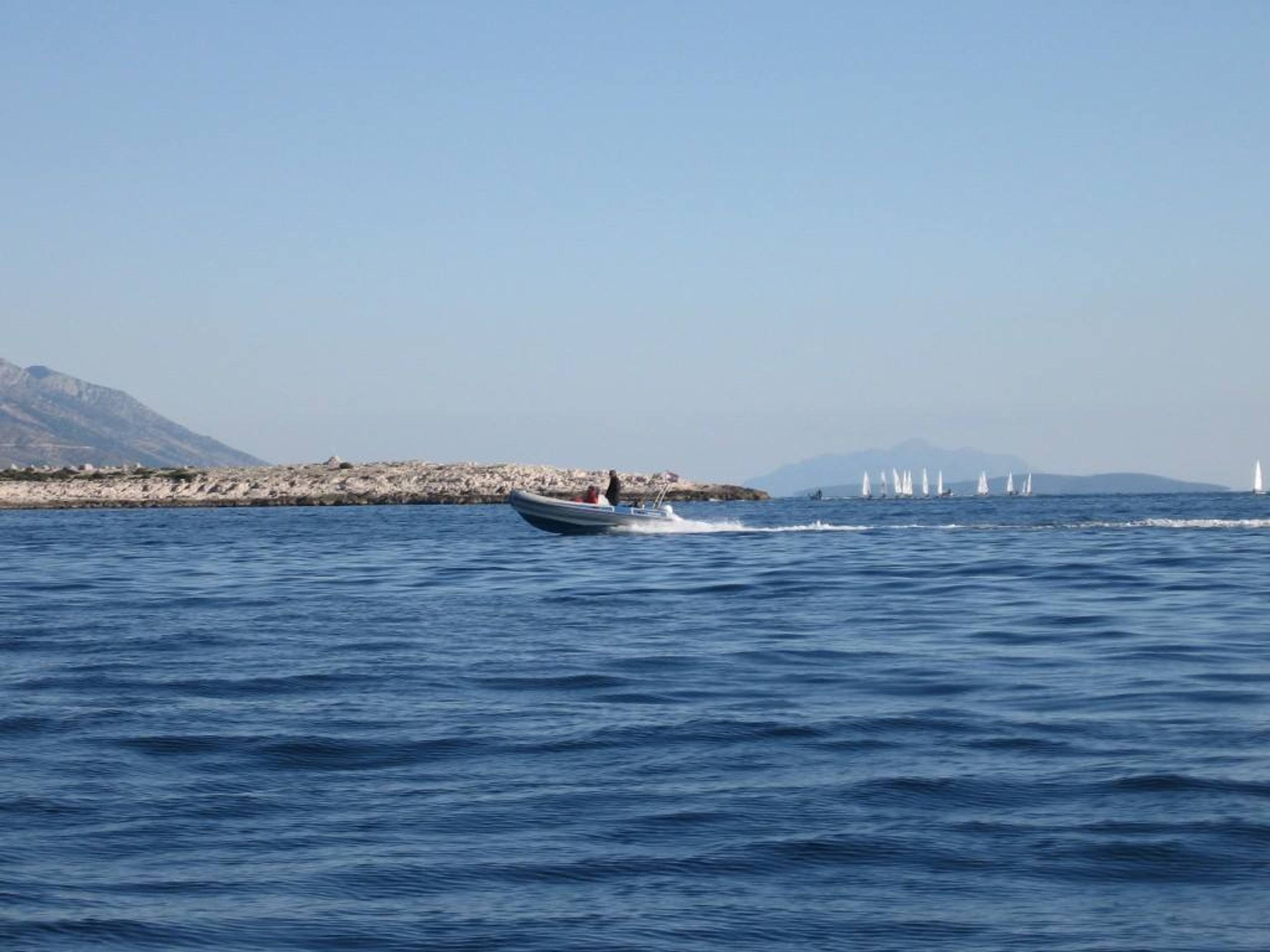 35. Međunarodna novogodišnja regata, Hvar, prosinac 2011. — fotografija 24 od 50