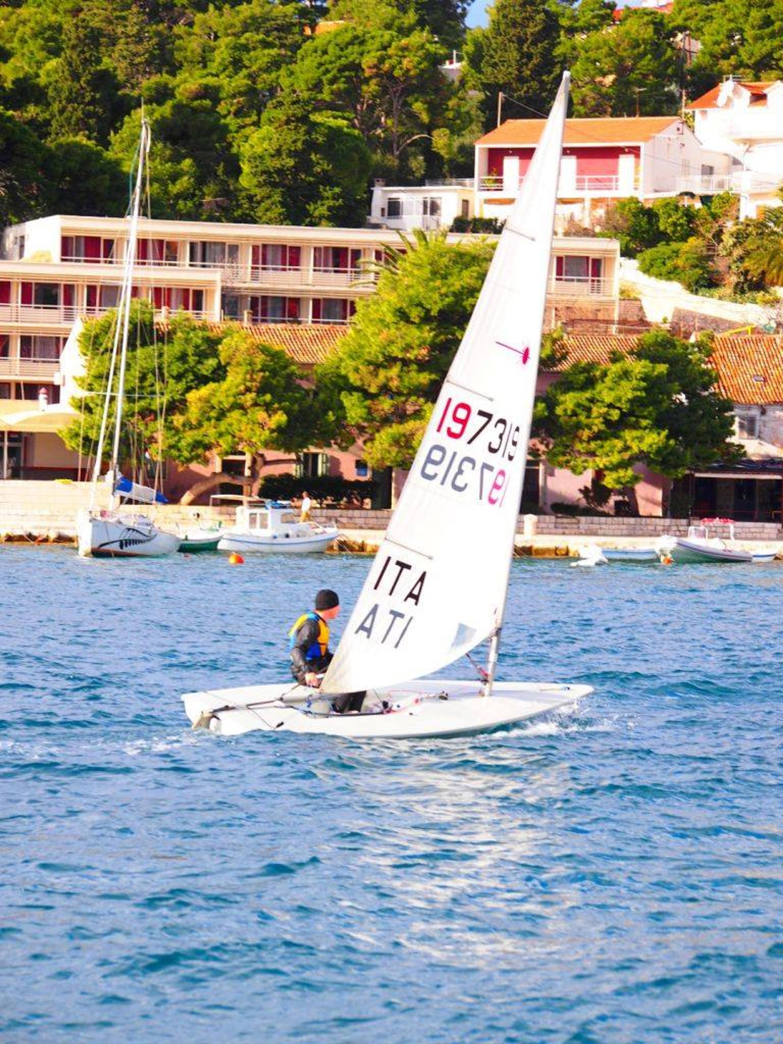 36. Međunarodna novogodišnja regata — Laser, Hvar, prosinac 2012. — fotografija 24 od 77