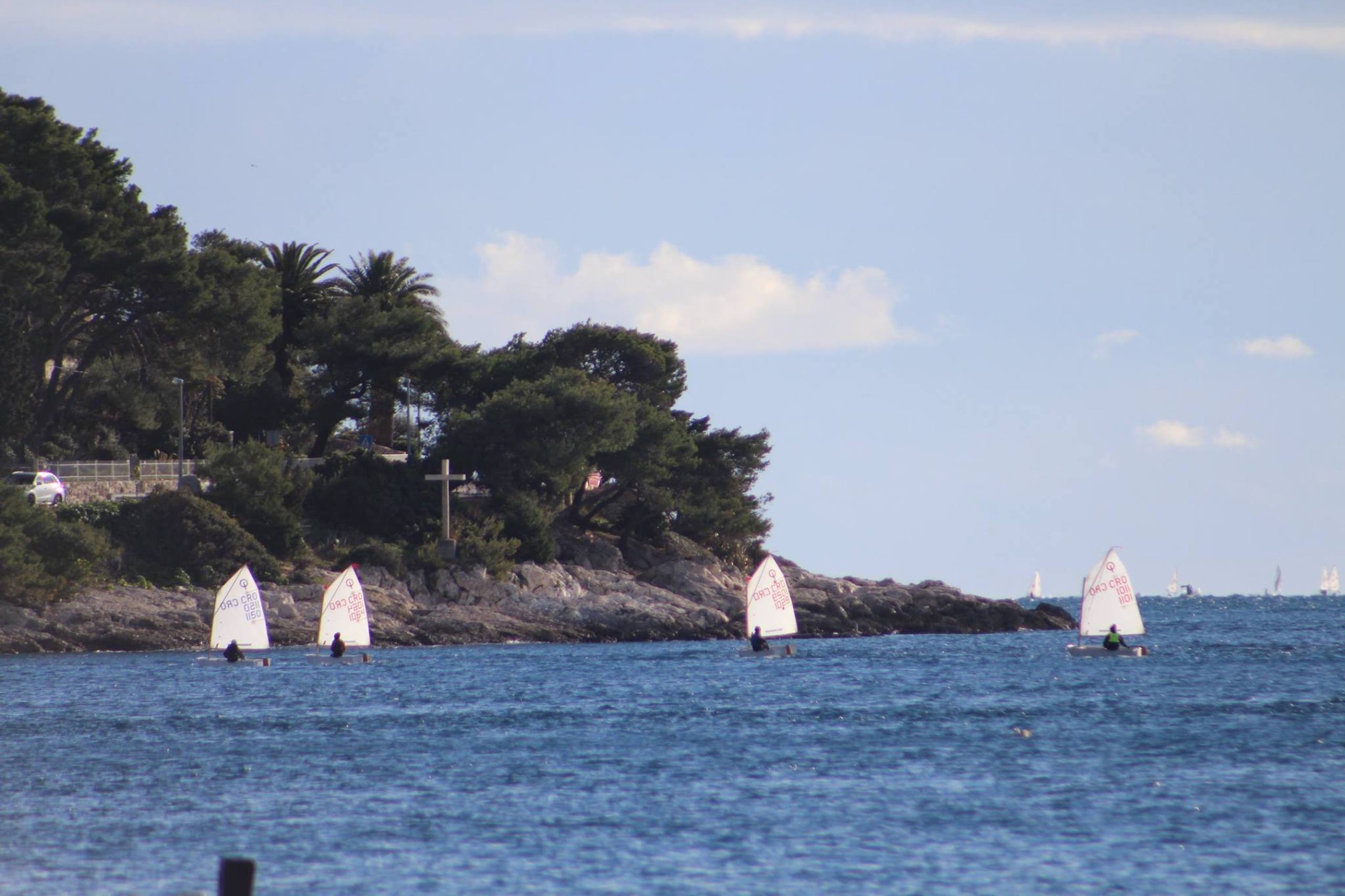 41. Međunarodna novogodišnja regata, Hvar, prosinac 2017. — fotografija 29 od 100