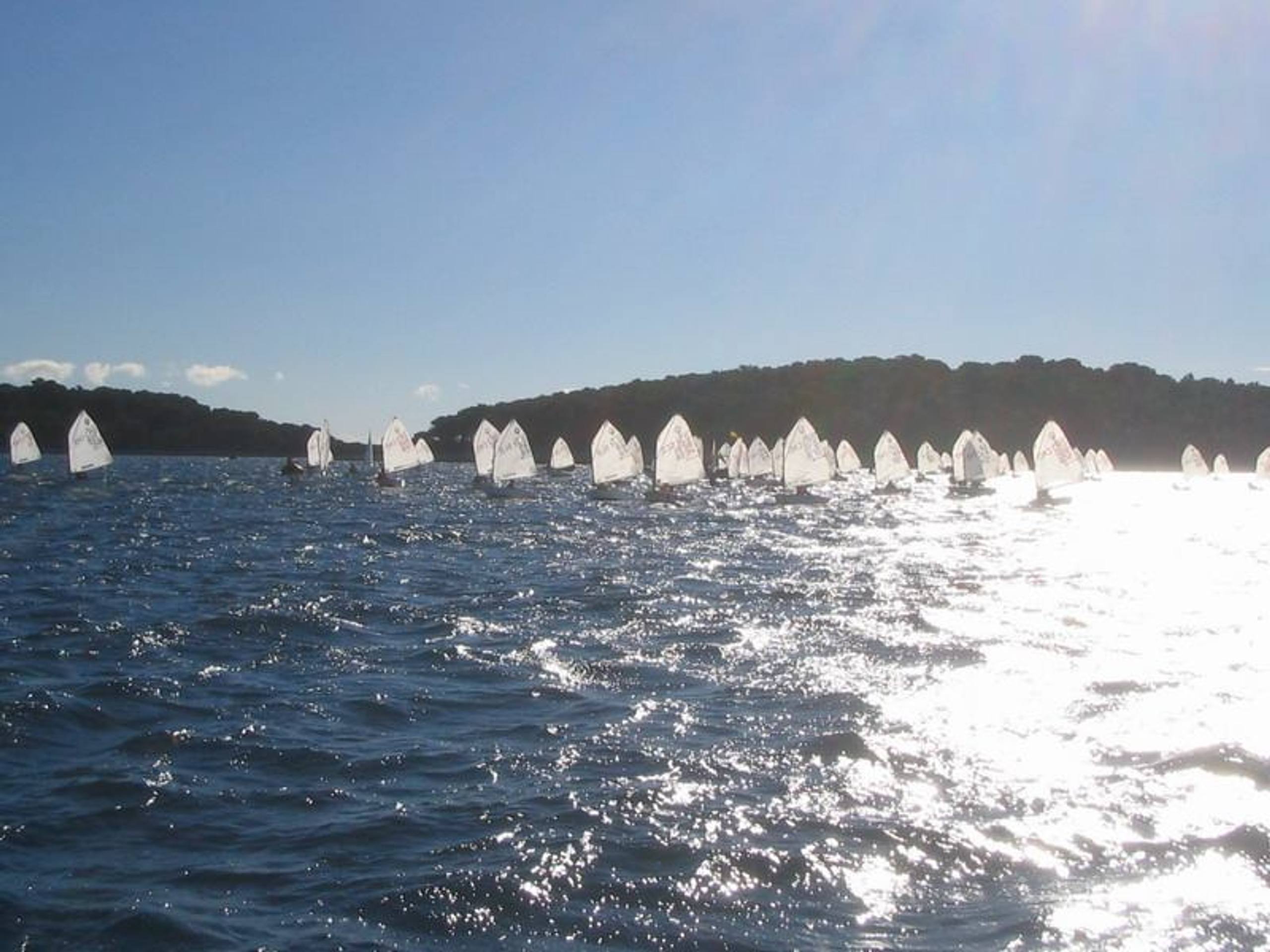 28. Međunarodna novogodišnja regata, Hvar, prosinac 2004. — fotografija 55 od 105