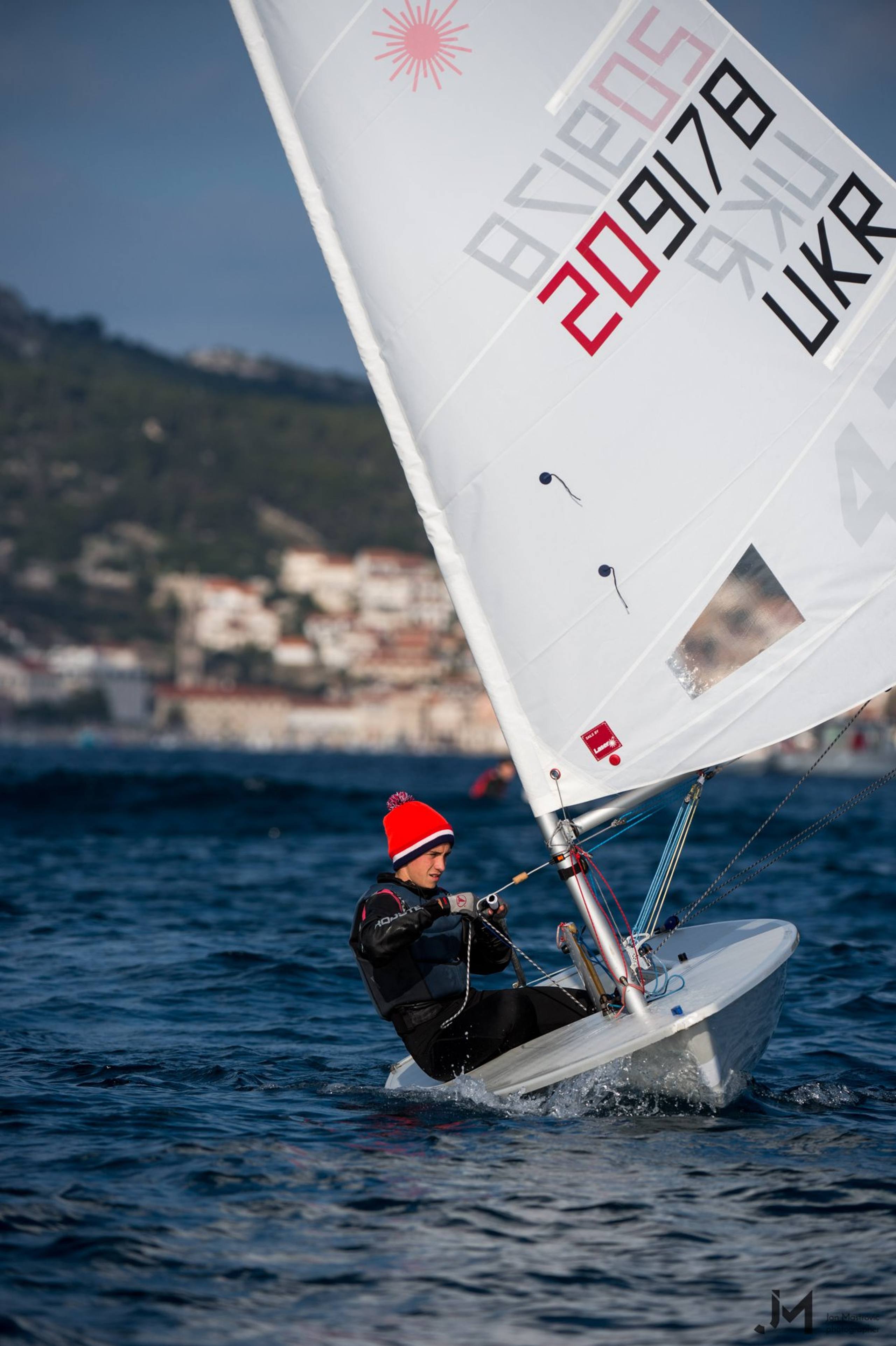 42. Međunarodna novogodišnja regata, Hvar, prosinac 2018. — fotografija 50 od 100 (foto: Jan Mastrovic)