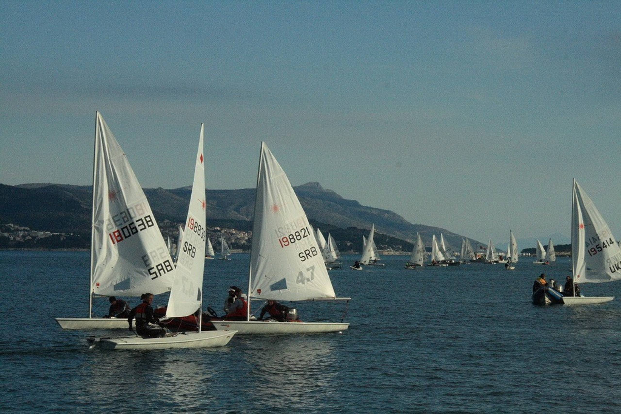 34. Međunarodna novogodišnja regata — Cucin, Hvar, prosinac 2010. — fotografija 38 od 78