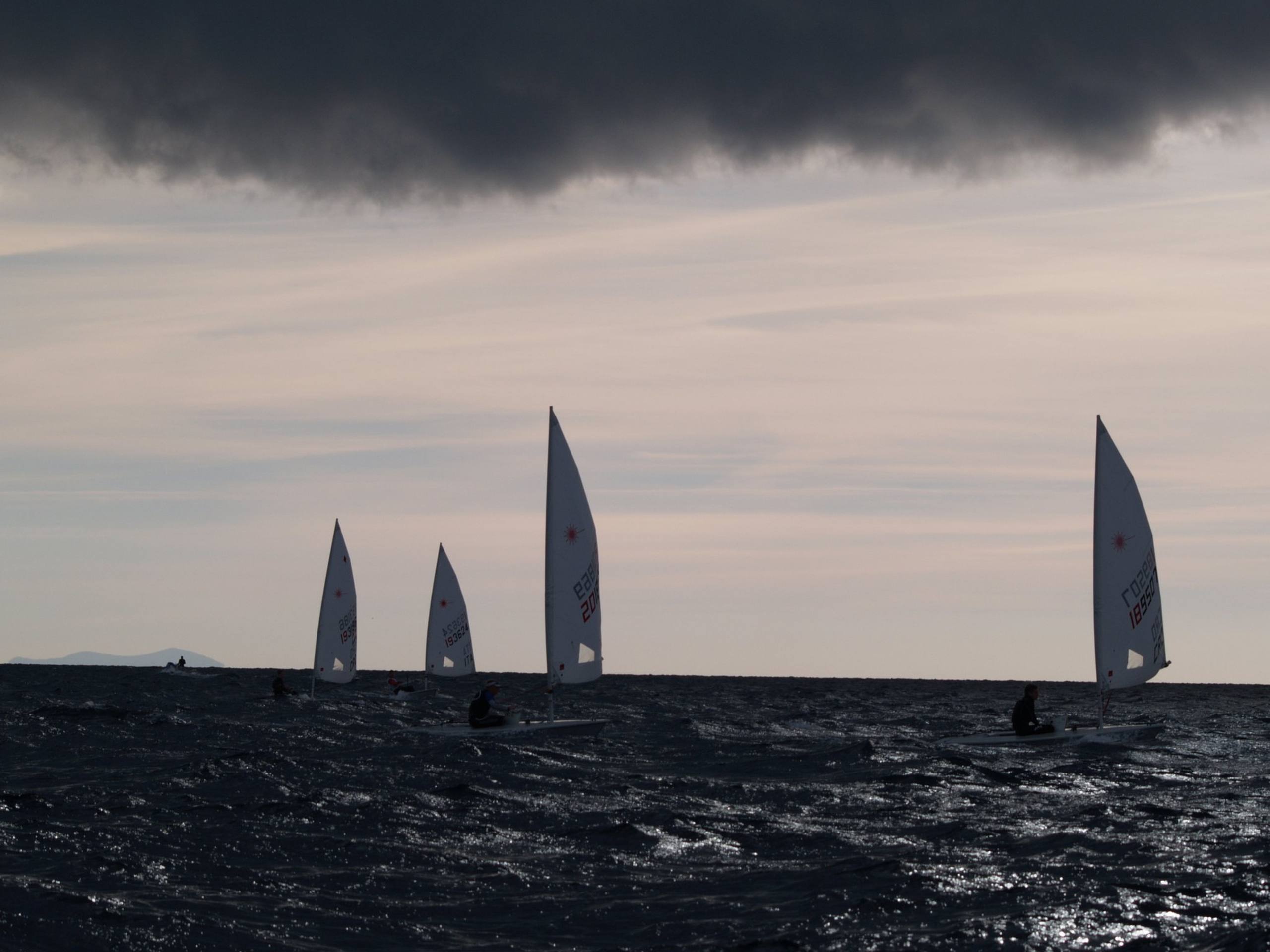 37. međunarodna novogodišnja regata, Hvar, prosinac 2013.