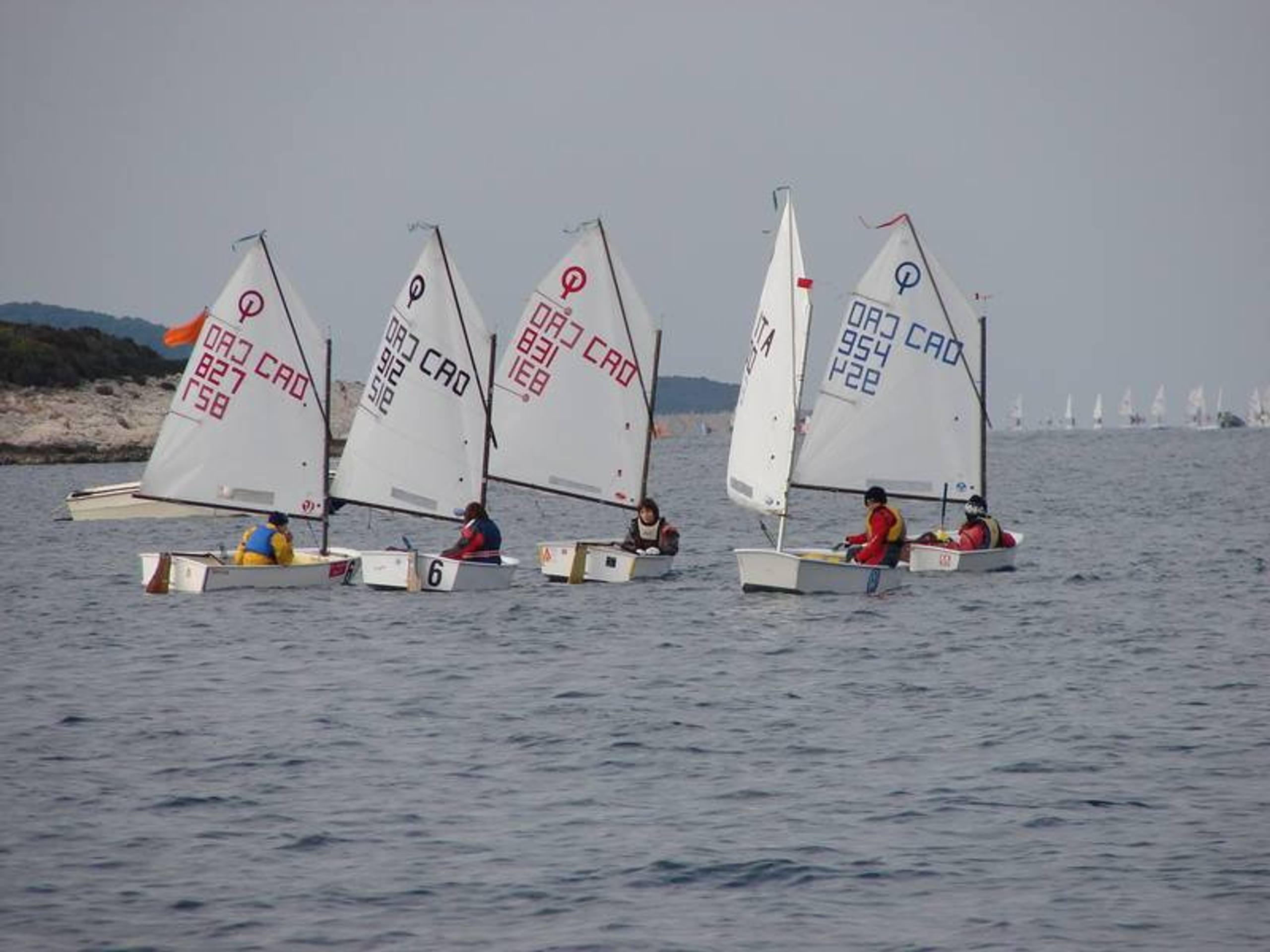 30. Međunarodna novogodišnja regata, Hvar, prosinac 2006. — fotografija 30 od 100